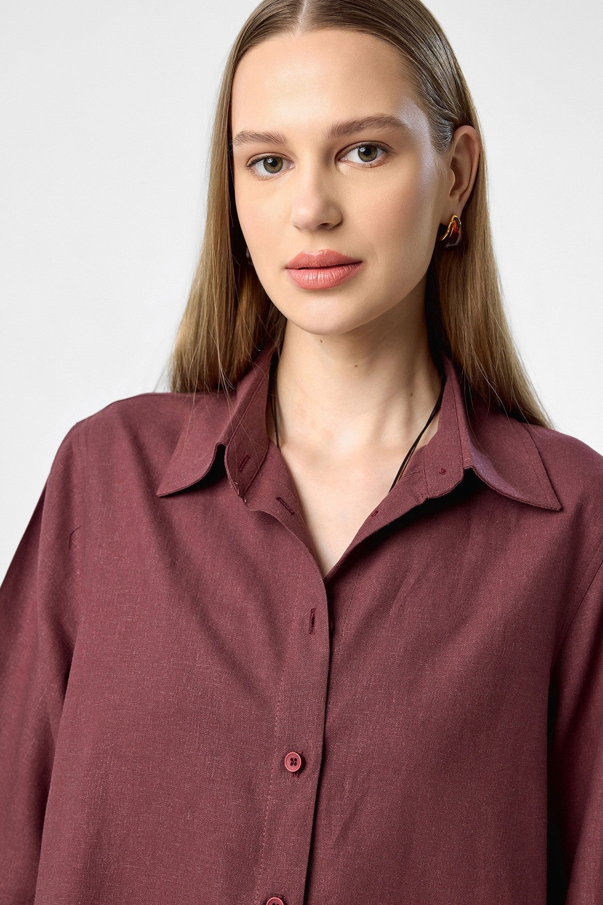 Antioch Women's Linen-Blend Shirt