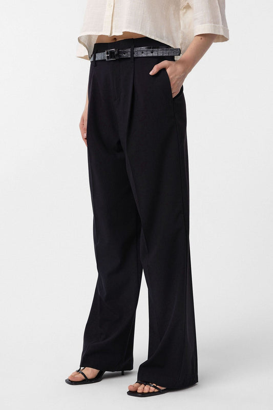 Antioch High-Waisted Pleated Women's Pants