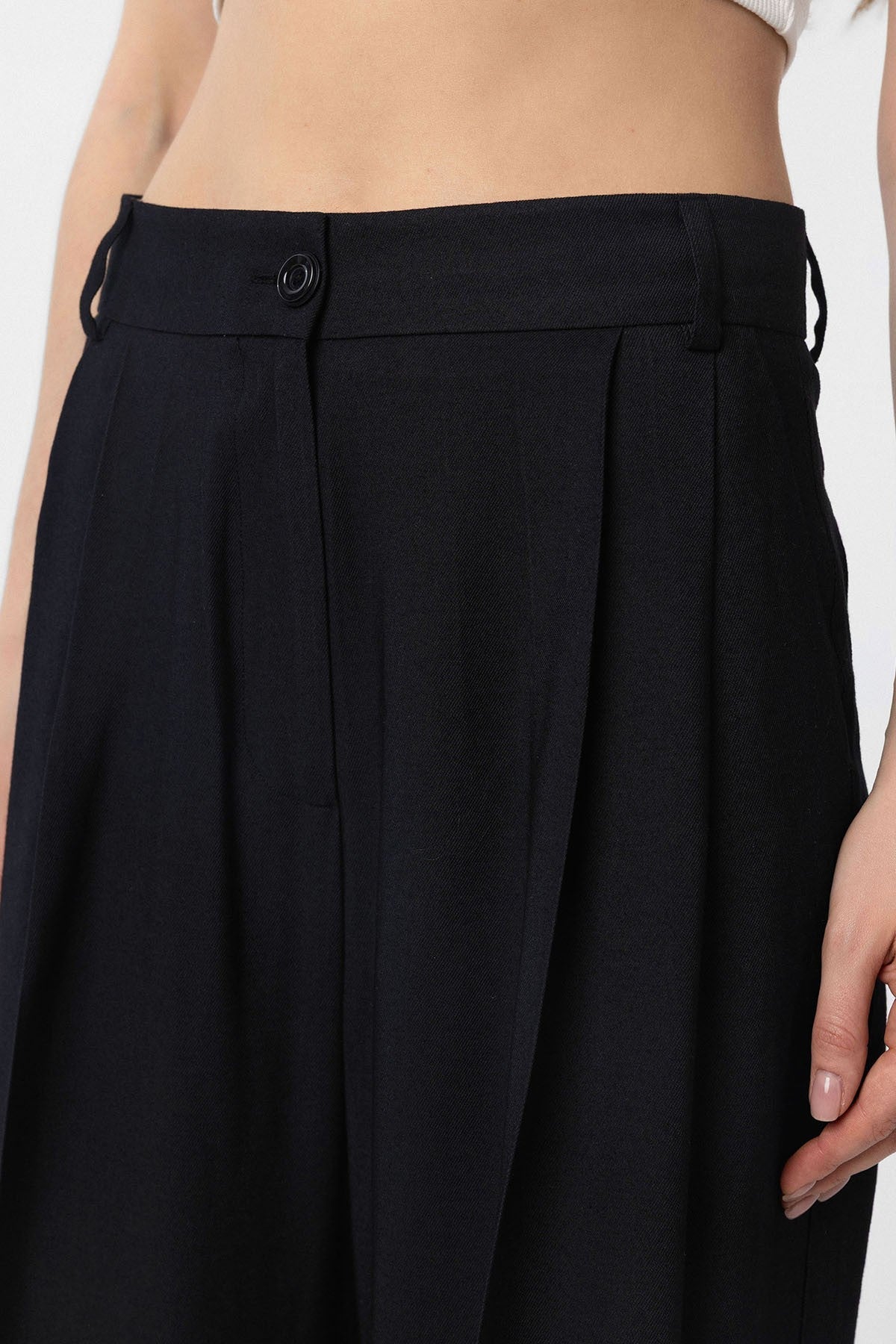 Antioch Women's Double-Pocket Pants