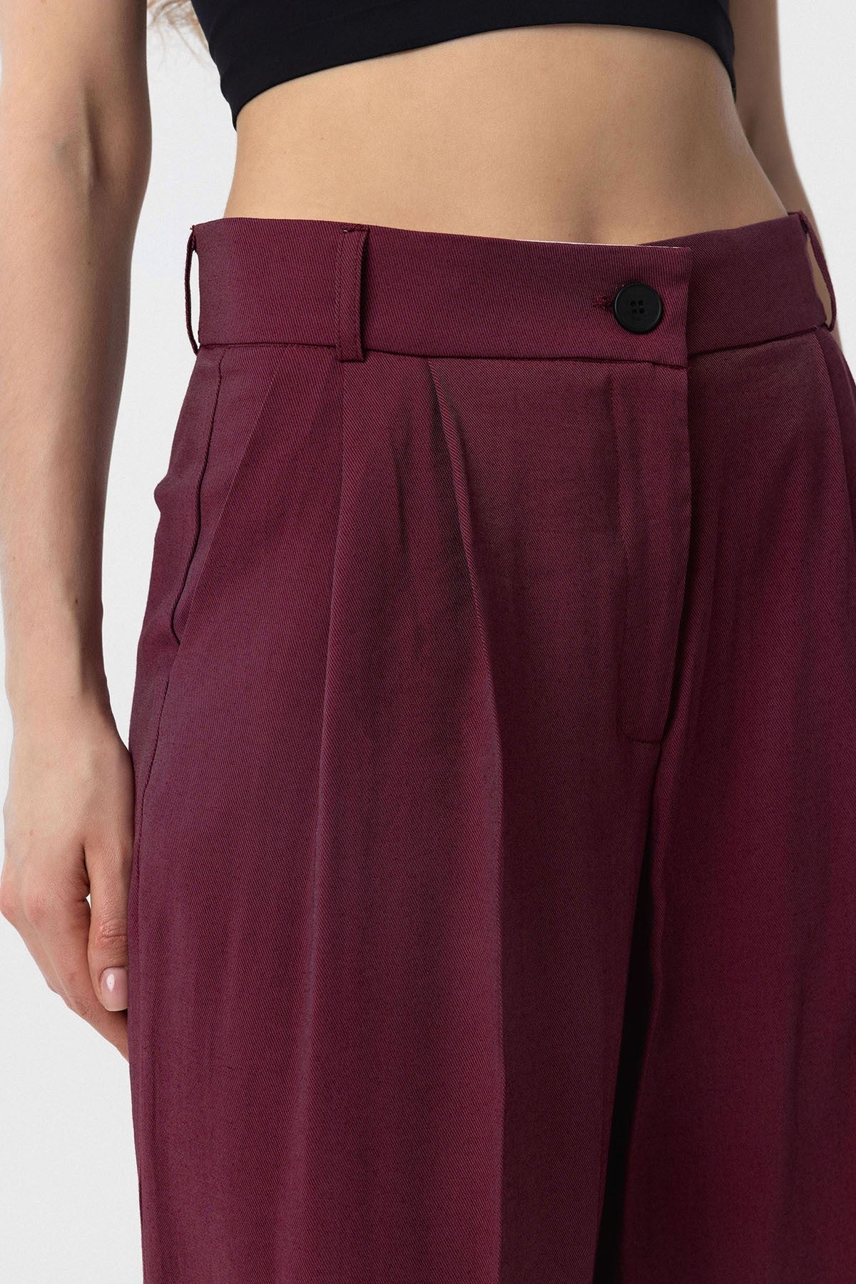Antioch Women's Double-Pocket Pants