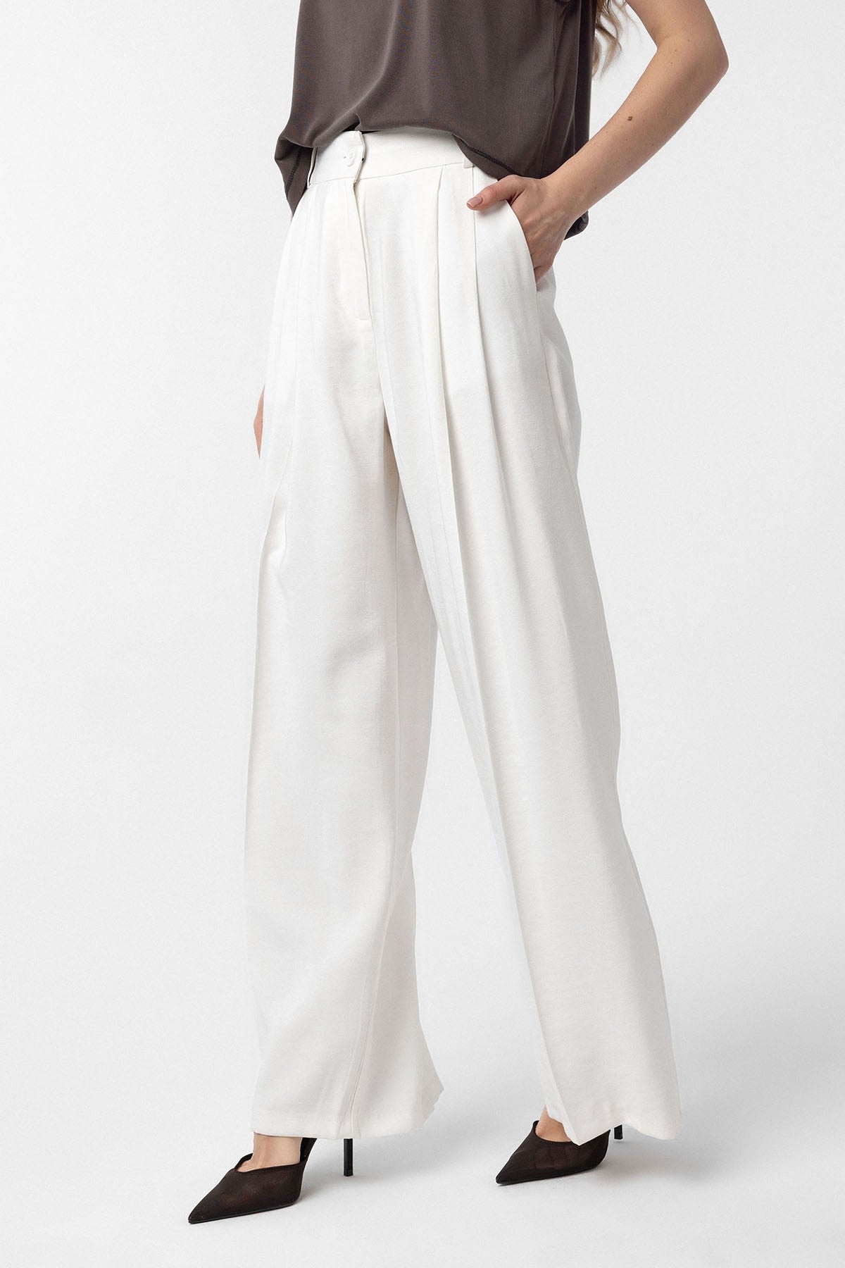 Antioch Women's Double-Pocket Pants