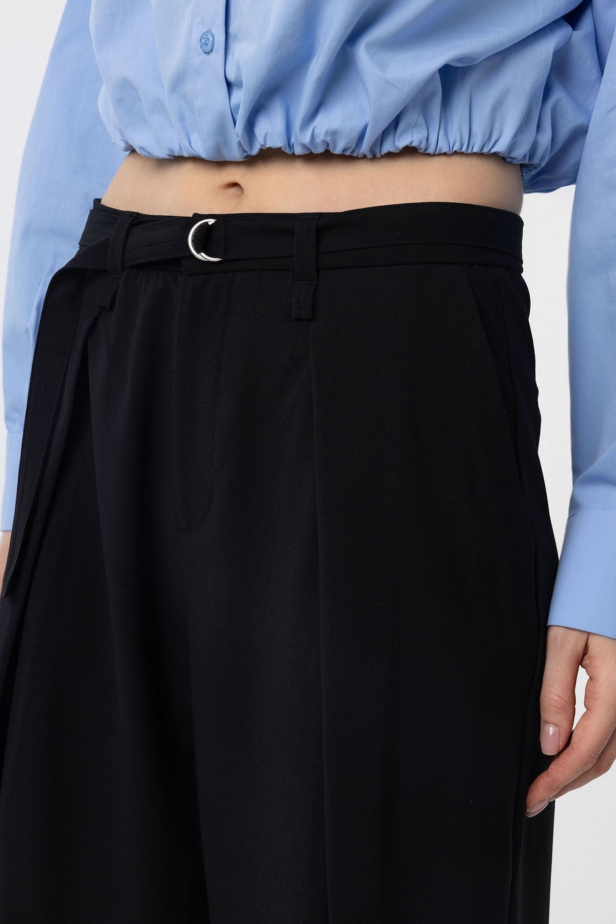 Antioch Women's Arched-Waist Pleated Pants