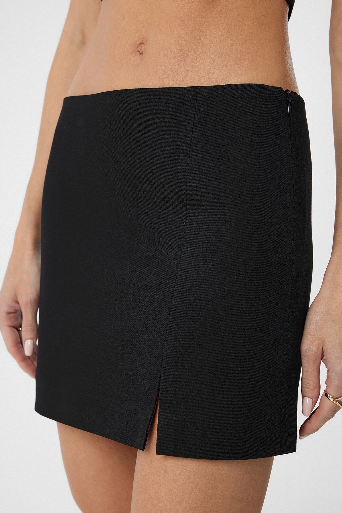 Antioch Slit Women's Mini Skirt