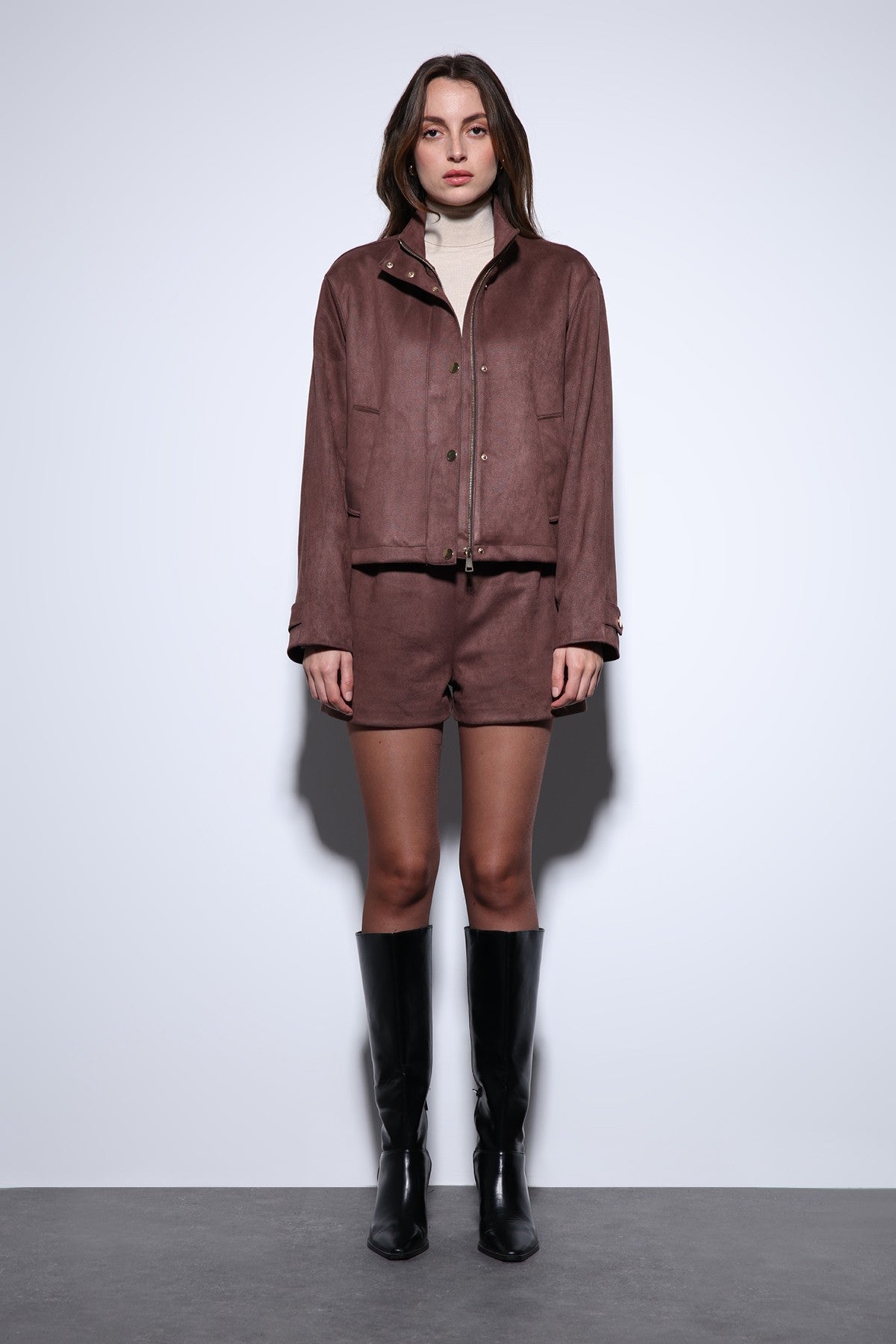 Antioch Suede-Look Pleated Women's Shorts