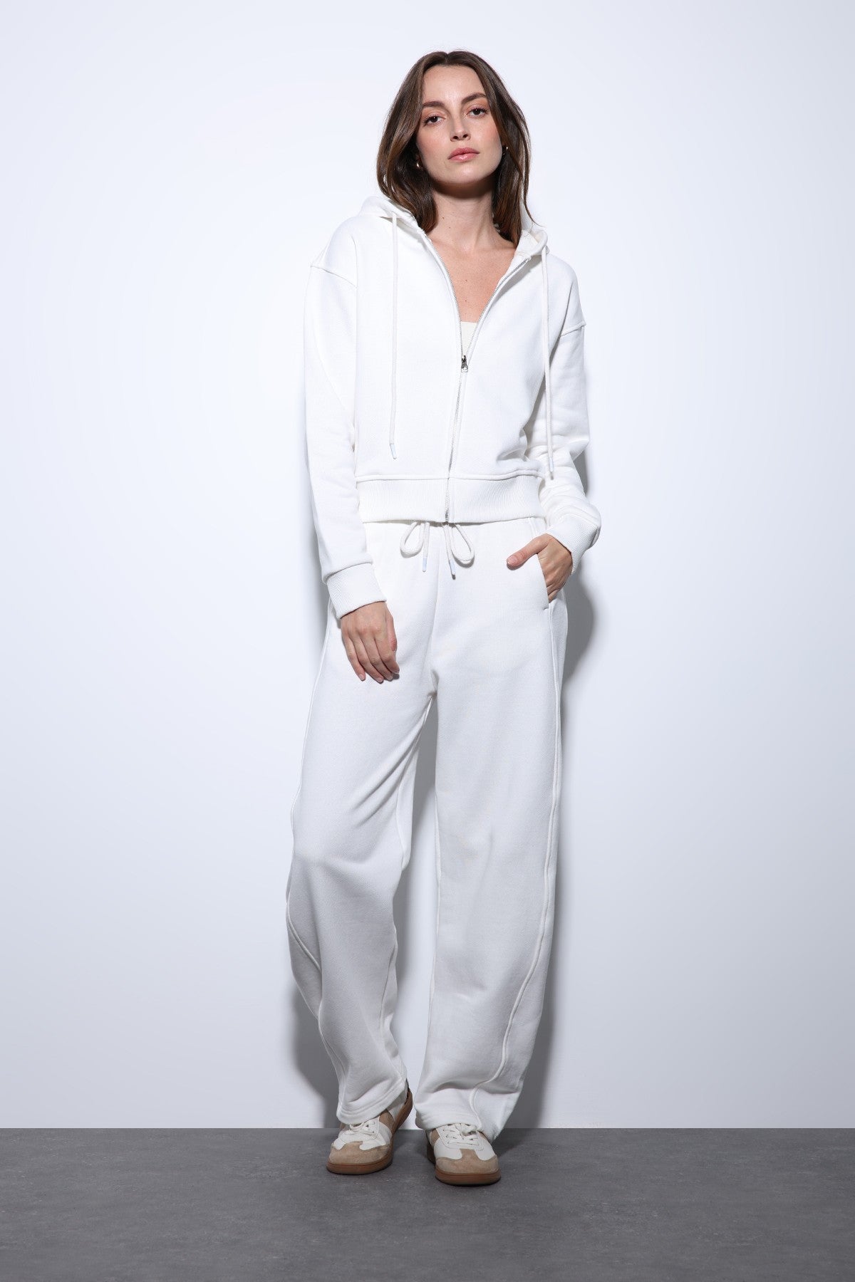 Antioch Basic Straight-Leg Women's Sweatpants