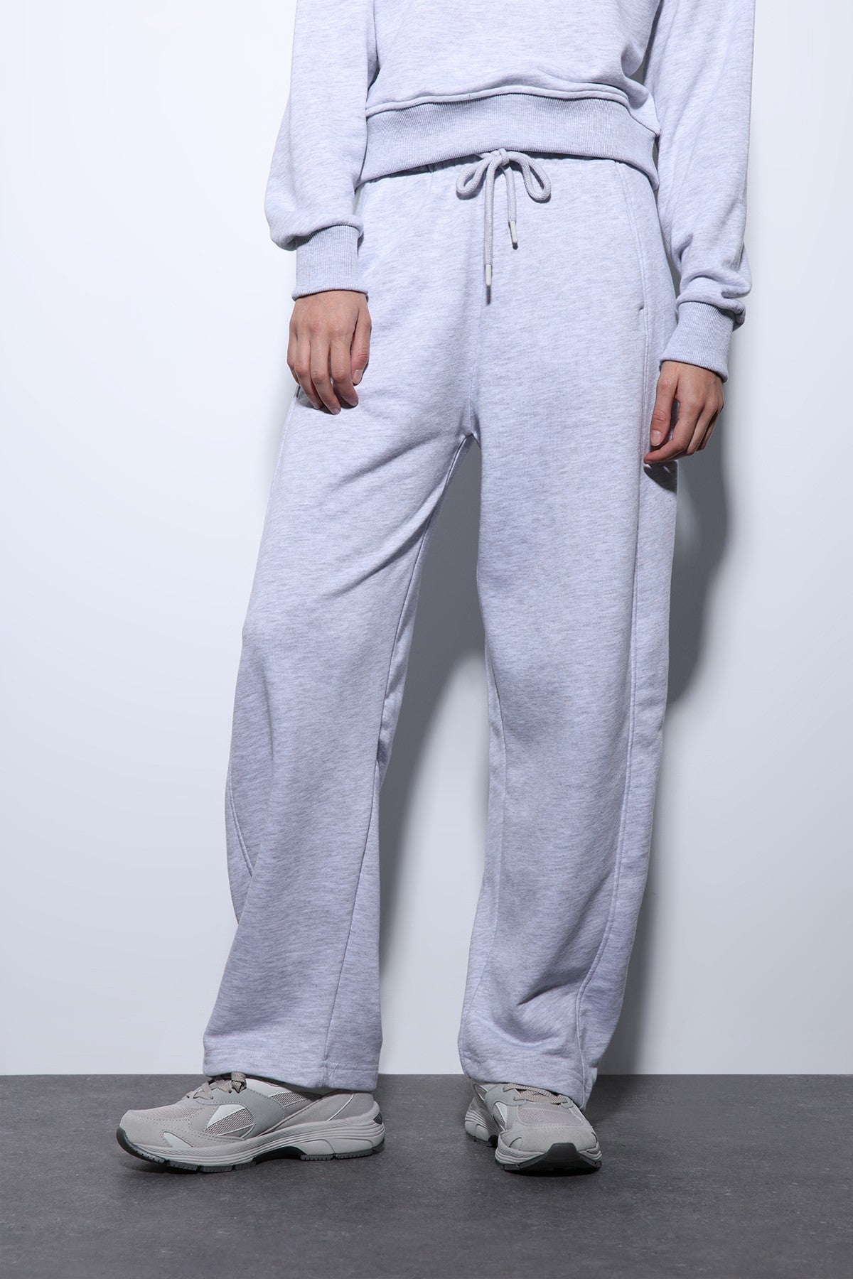 Antioch Basic Straight-Leg Women's Sweatpants