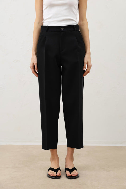 Women's Trousers with Pockets