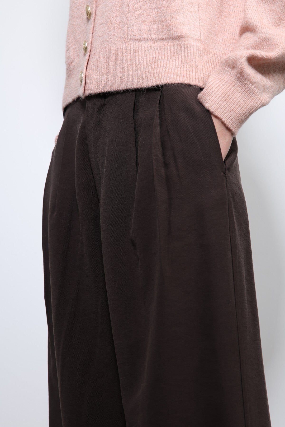 Women's Pleated Pants with Elastic Waistband