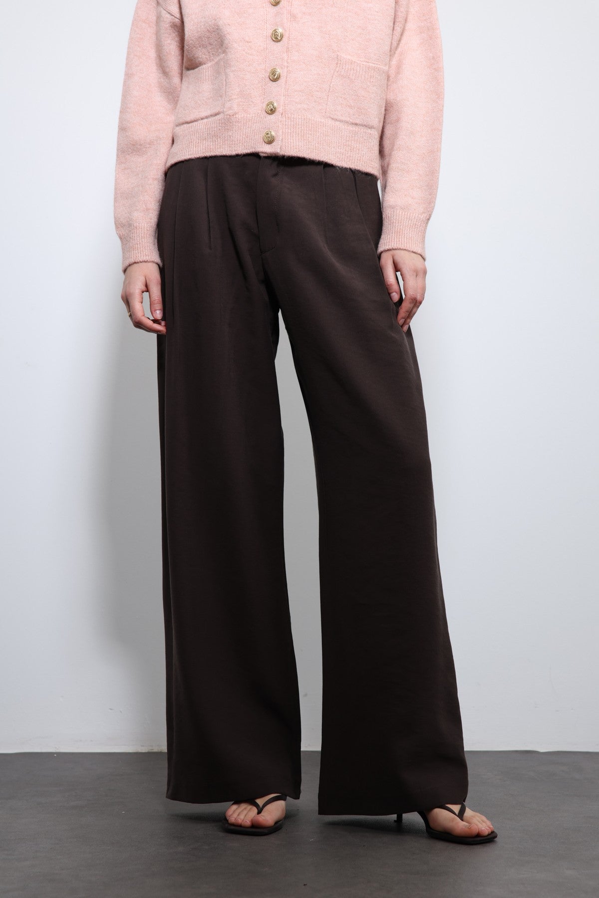 Women's Pleated Pants with Elastic Waistband