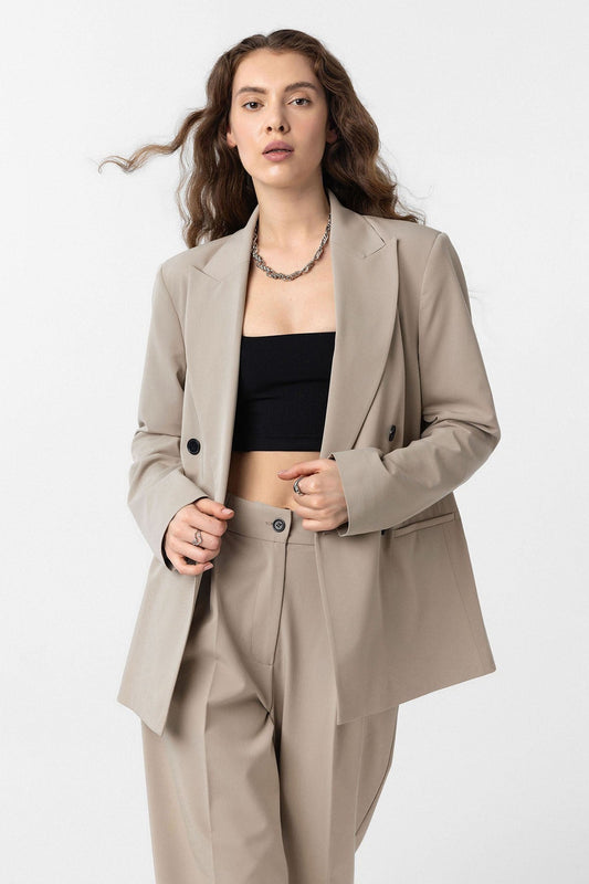 Antioch Regular-Fit Double-Breasted Women's Blazer Jacket