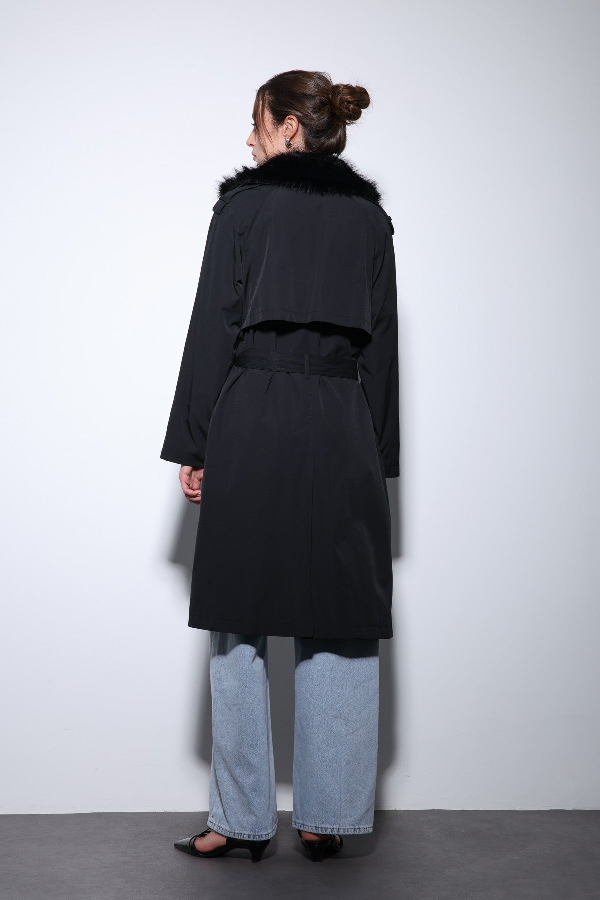 Antioch Women's Trench Coat with Faux Fur Collar