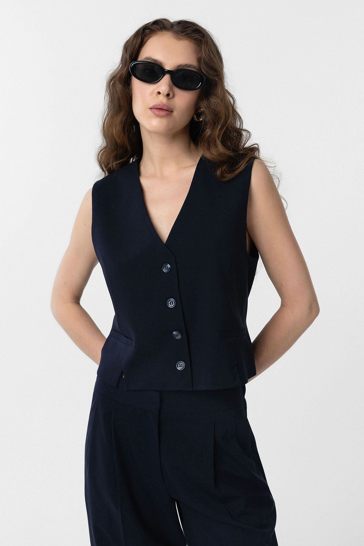Antioch Women's Slit Vest