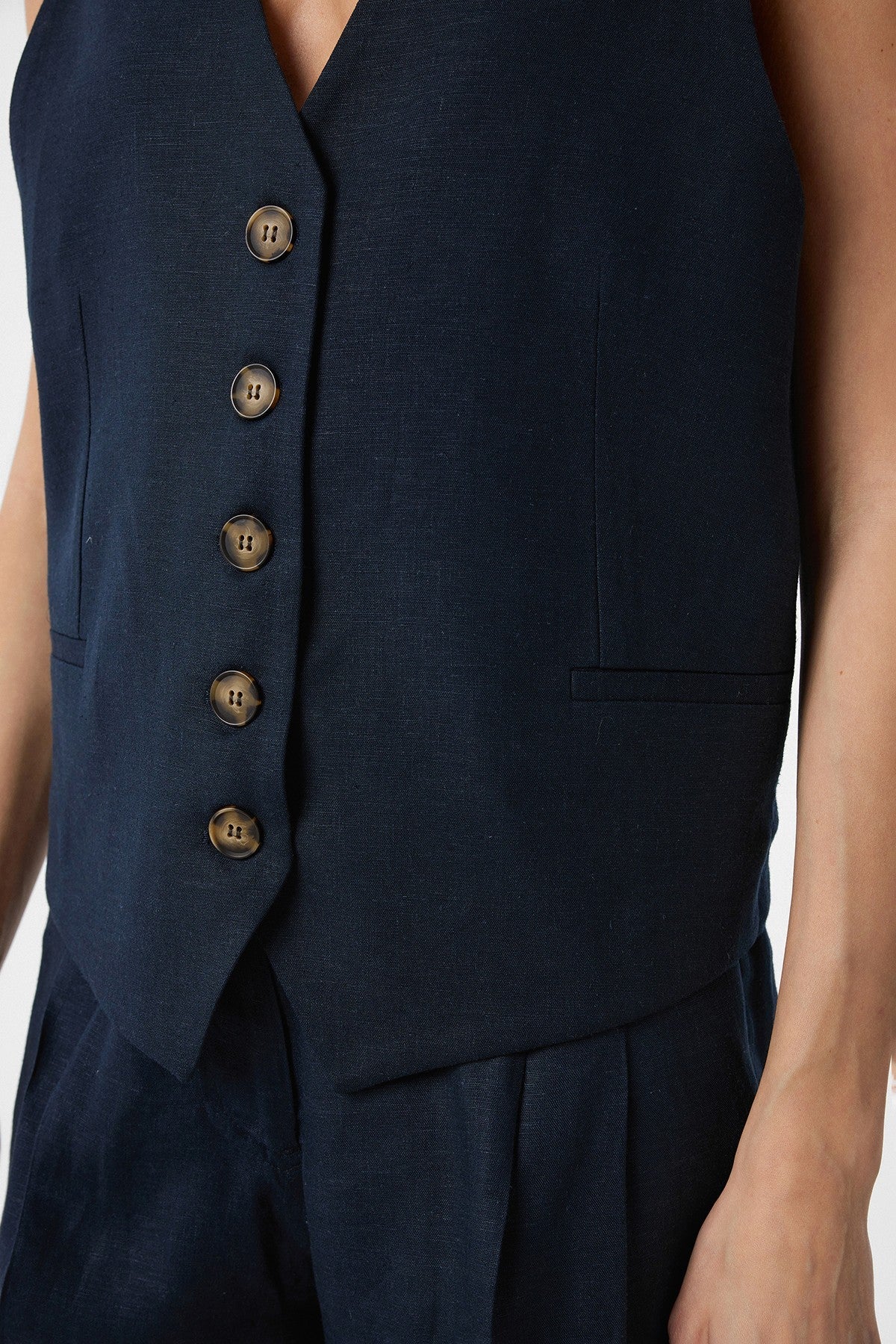 Antioch Women's Tailored Vest with Linen Blend