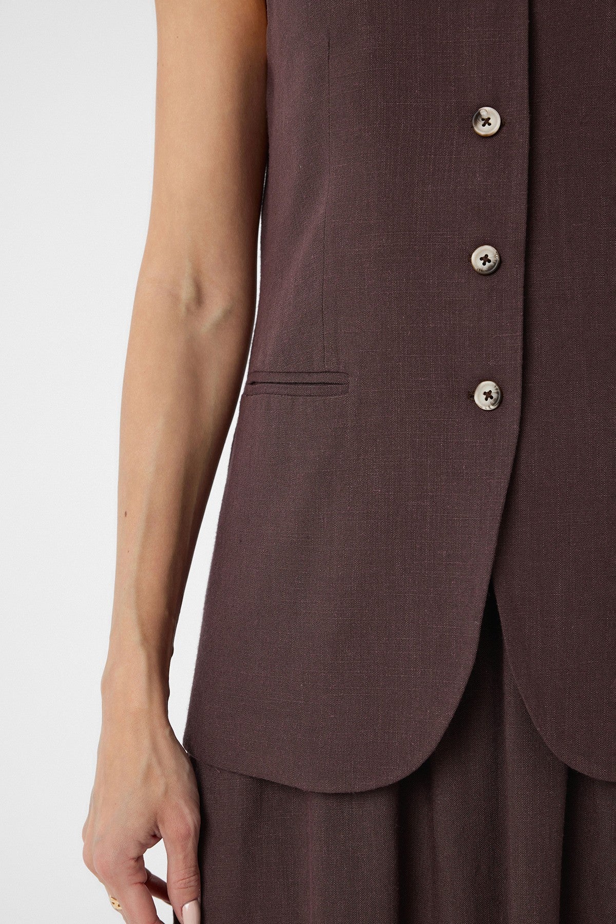 Antioch Women's Long Vest with Linen Blend