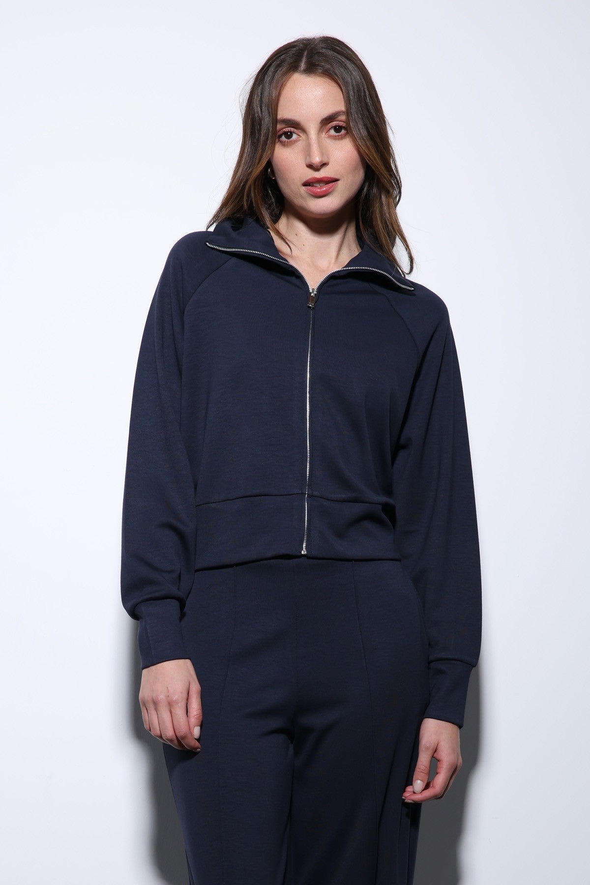 Antioch Women's Zipper Sweatsuit Set