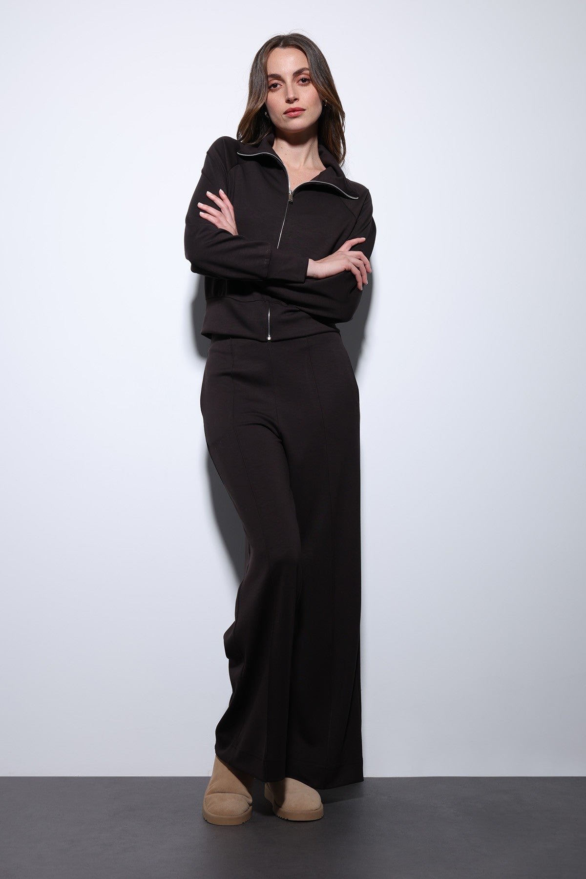 Antioch Women's Zipper Sweatsuit Set