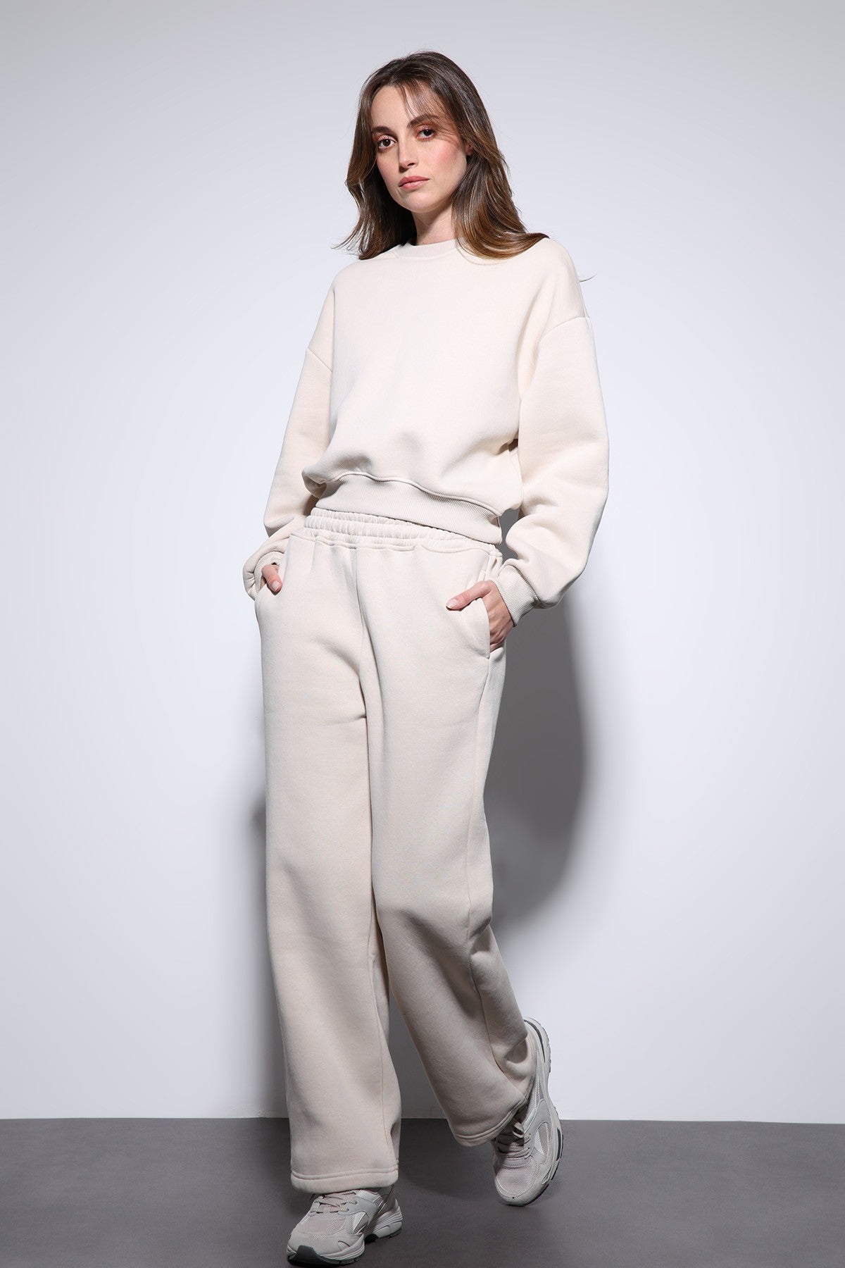 Antioch Oversized Women's Sweatsuit Set