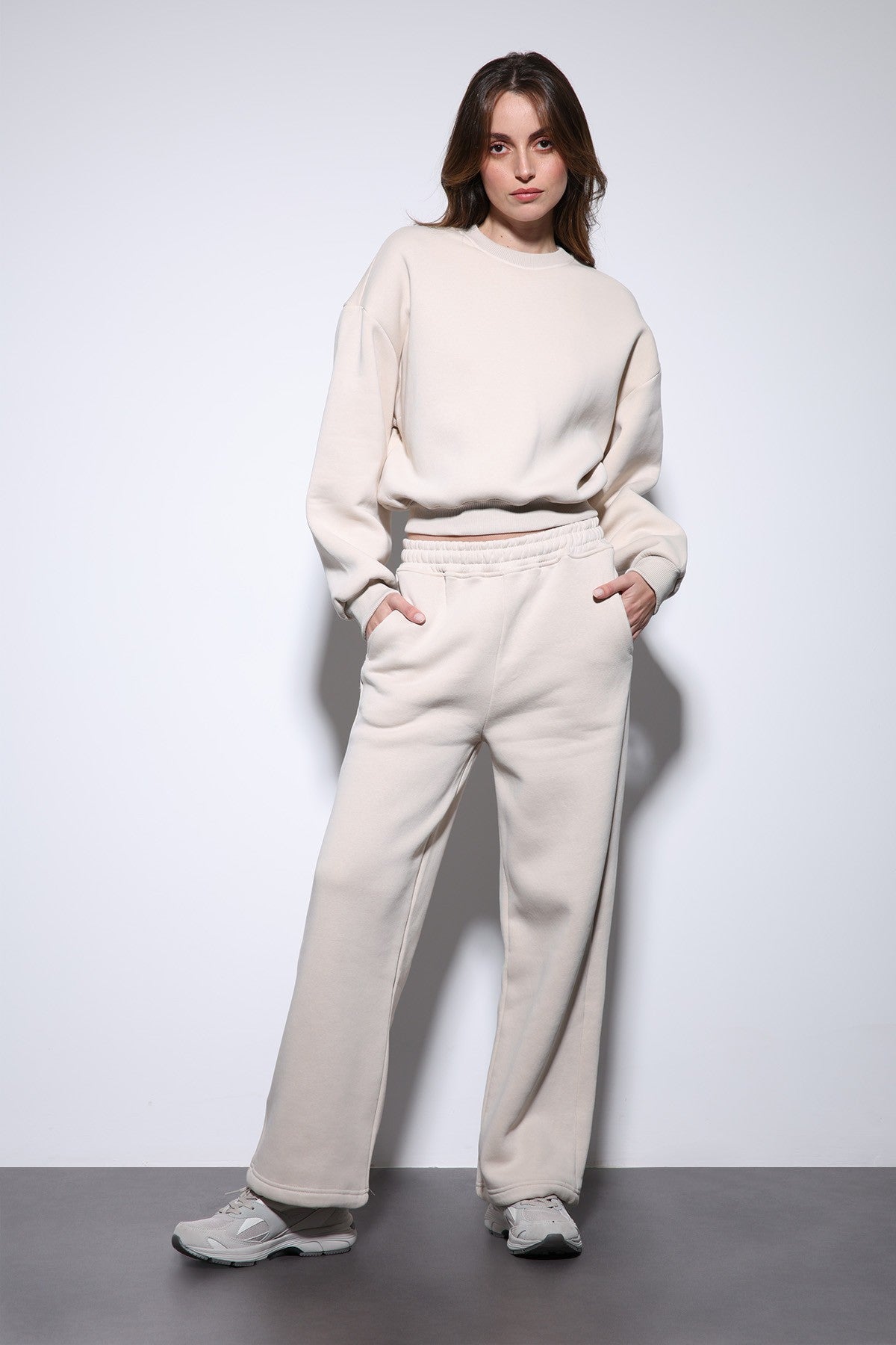 Antioch Oversized Women's Sweatsuit Set