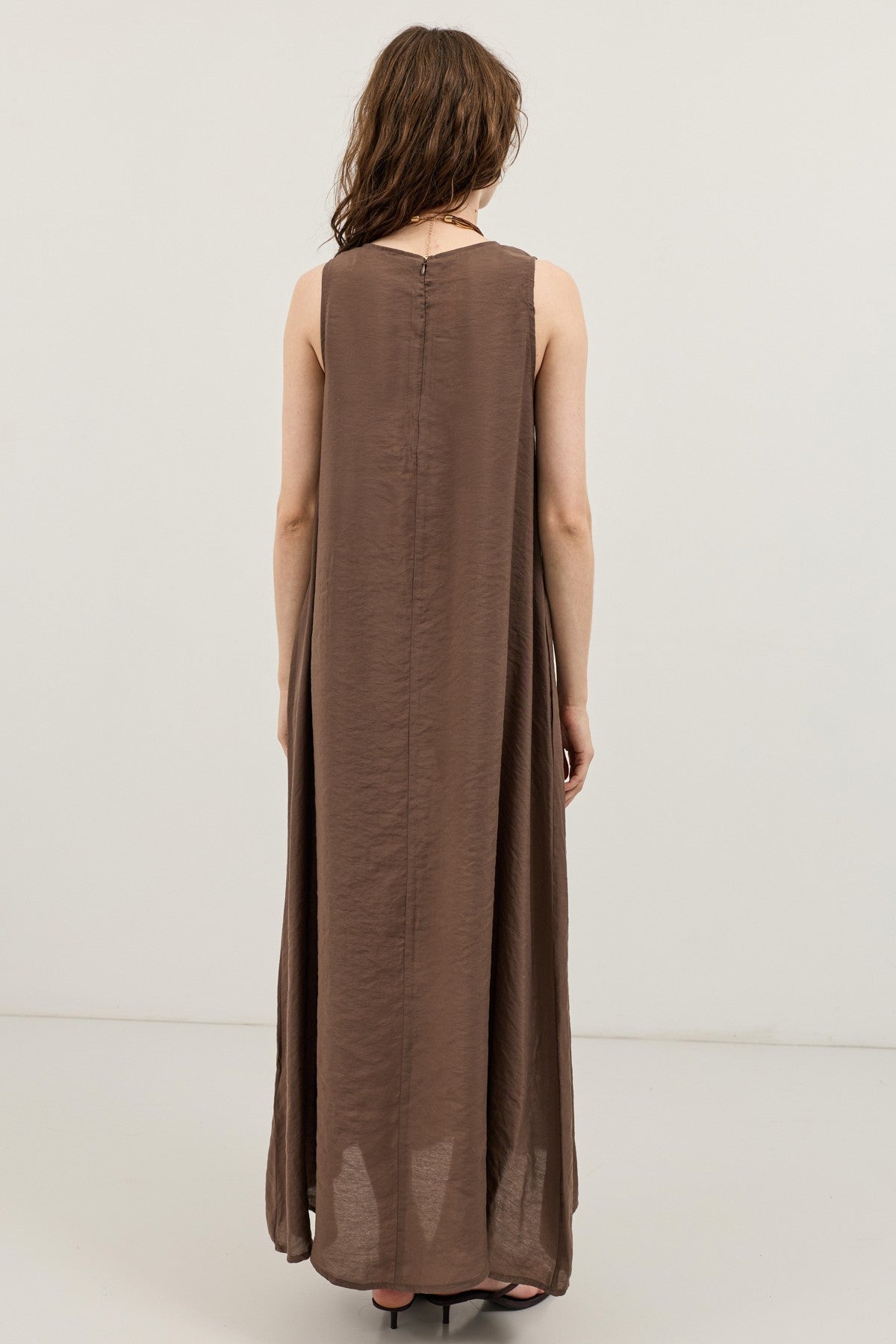 Flowy Halter-Neck Midi Dress