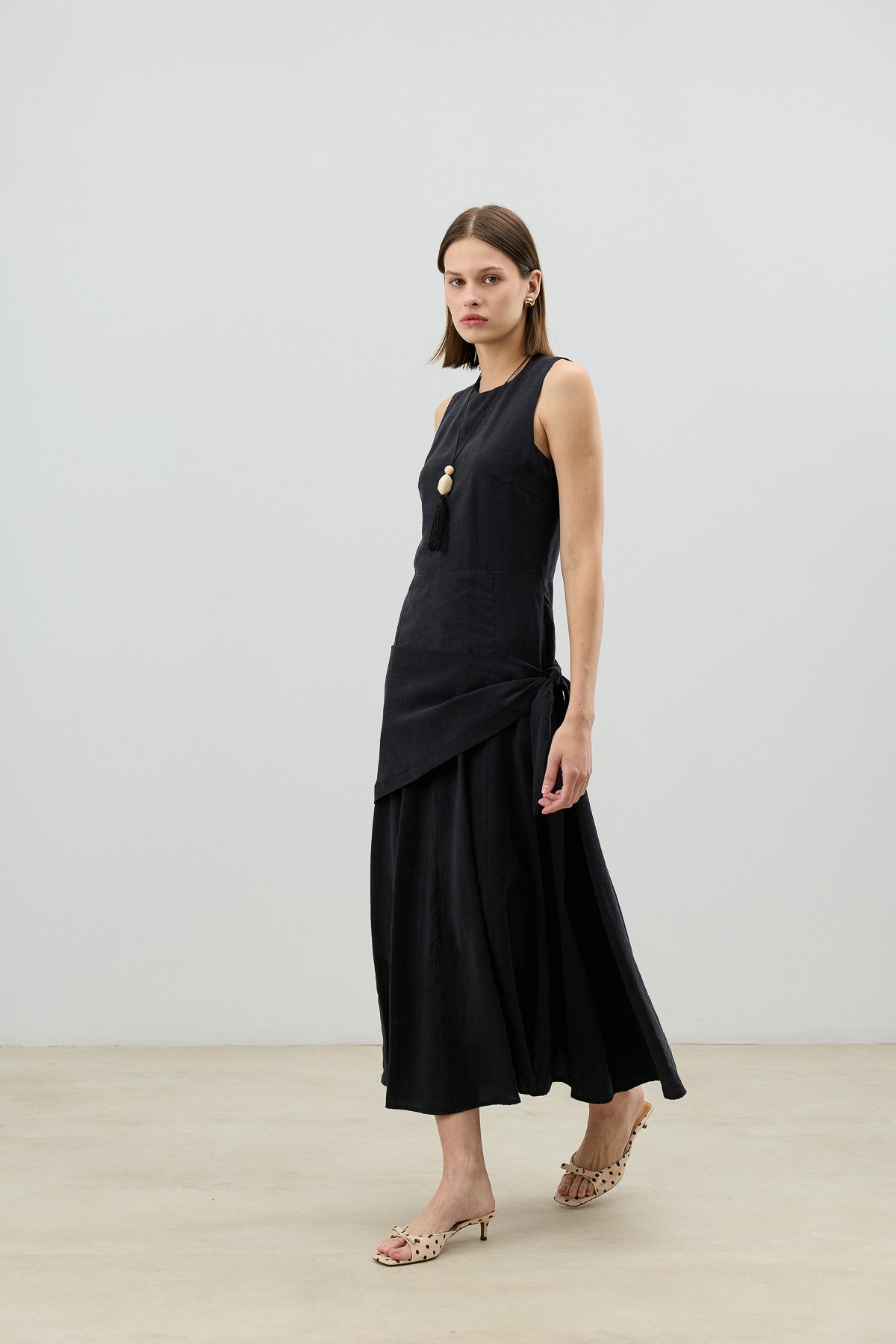 Women's Dress with a Belt Detail in an Antioch Lyocell Blend