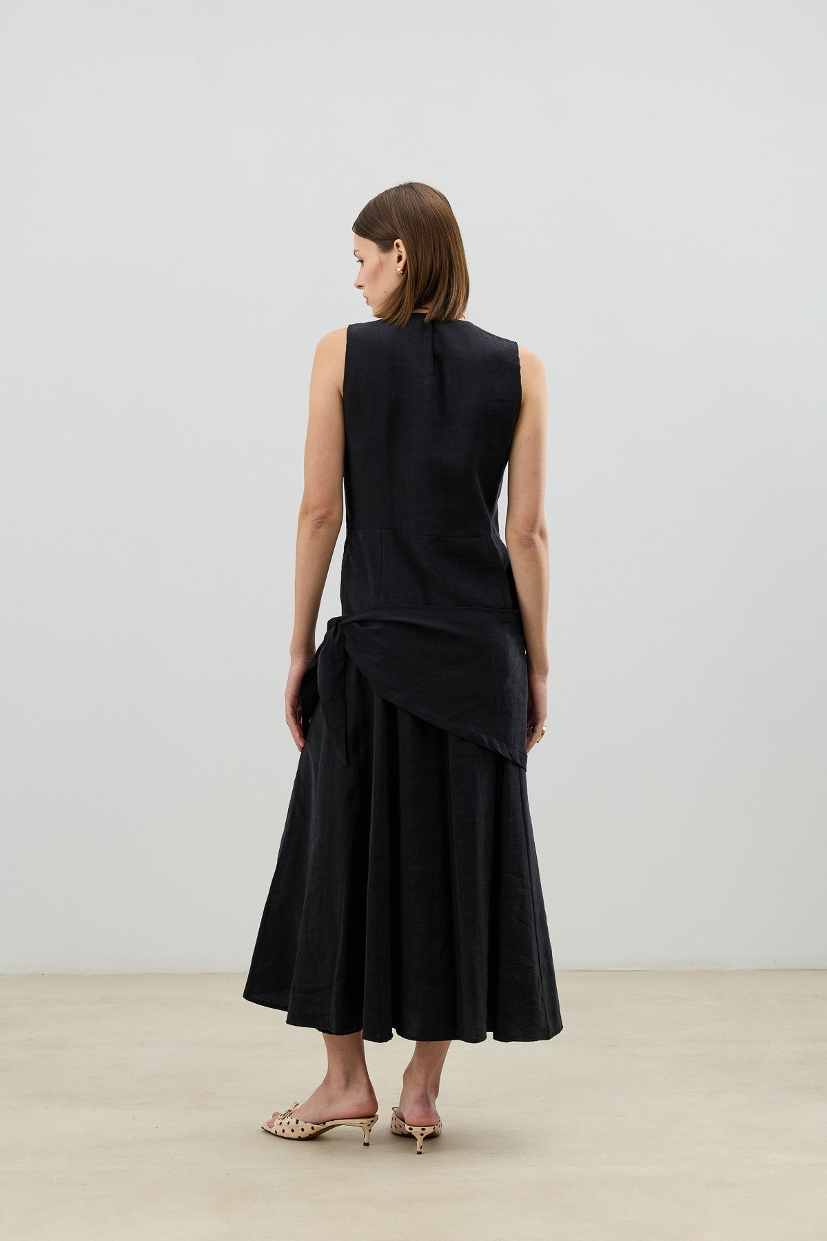 Women's Dress with a Belt Detail in an Antioch Lyocell Blend