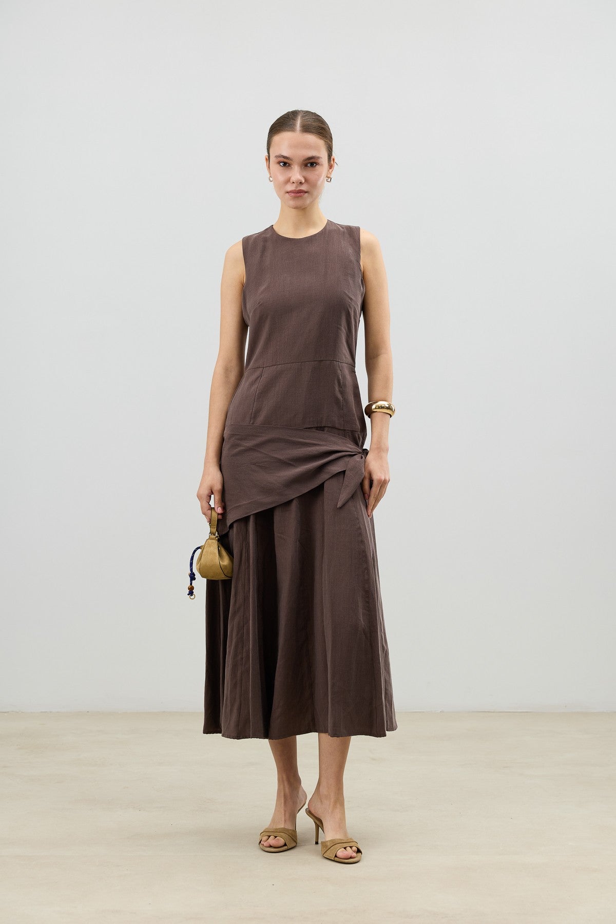 Women's Dress with a Belt Detail in an Antioch Lyocell Blend