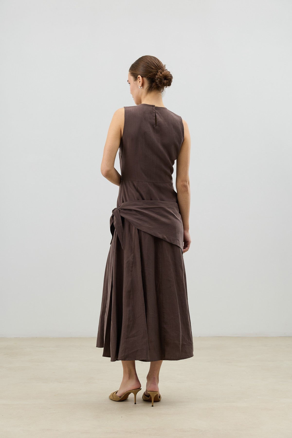 Women's Dress with a Belt Detail in an Antioch Lyocell Blend