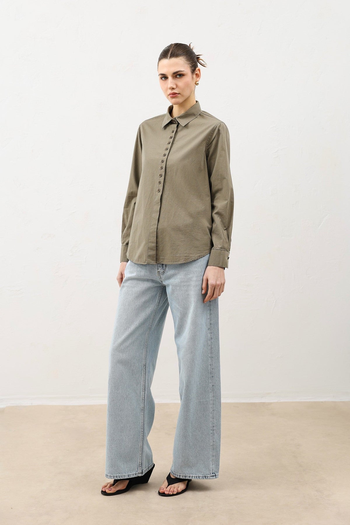 Poplin Shirt with Button Details