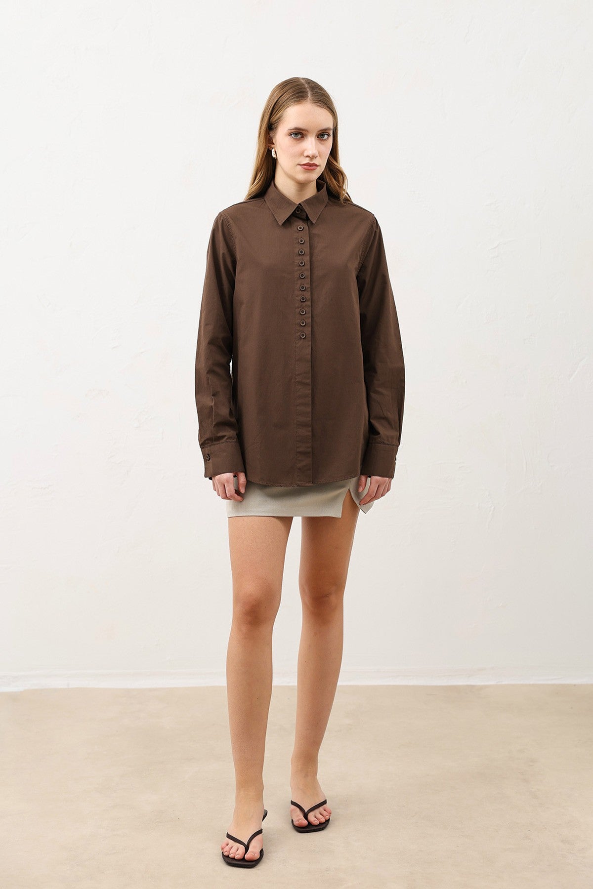 Antioch Poplin Shirt with Button Details