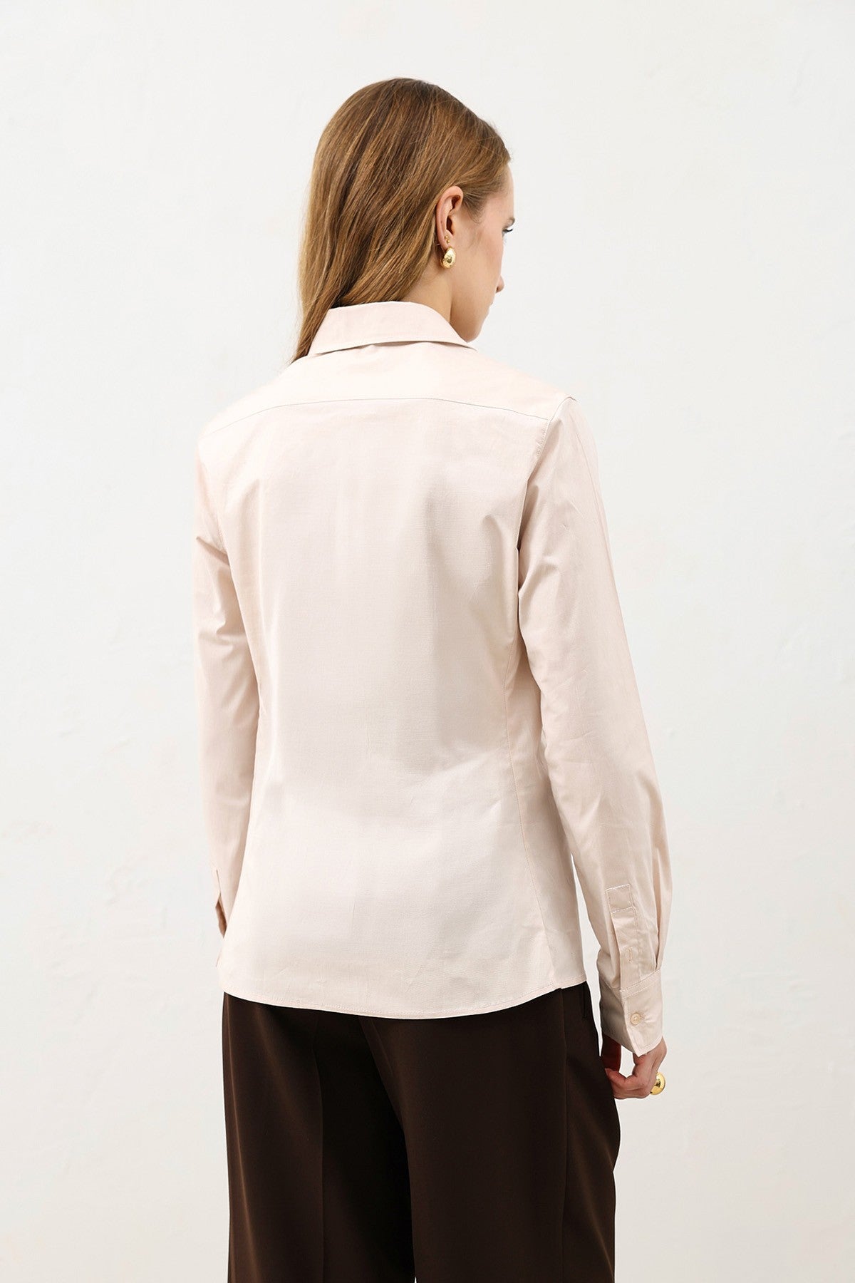 Antioch Basic Slim Fit Women's Shirt