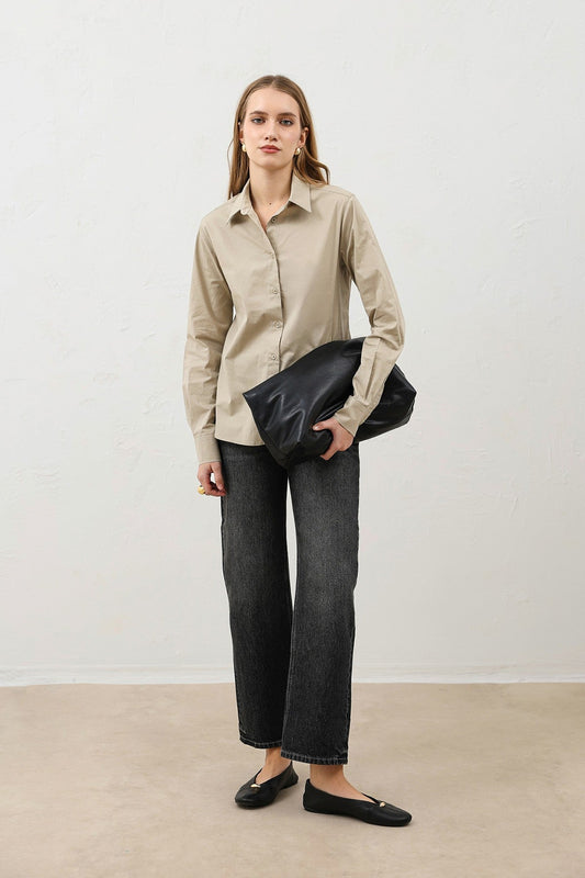 Antioch Basic Slim Fit Women's Shirt