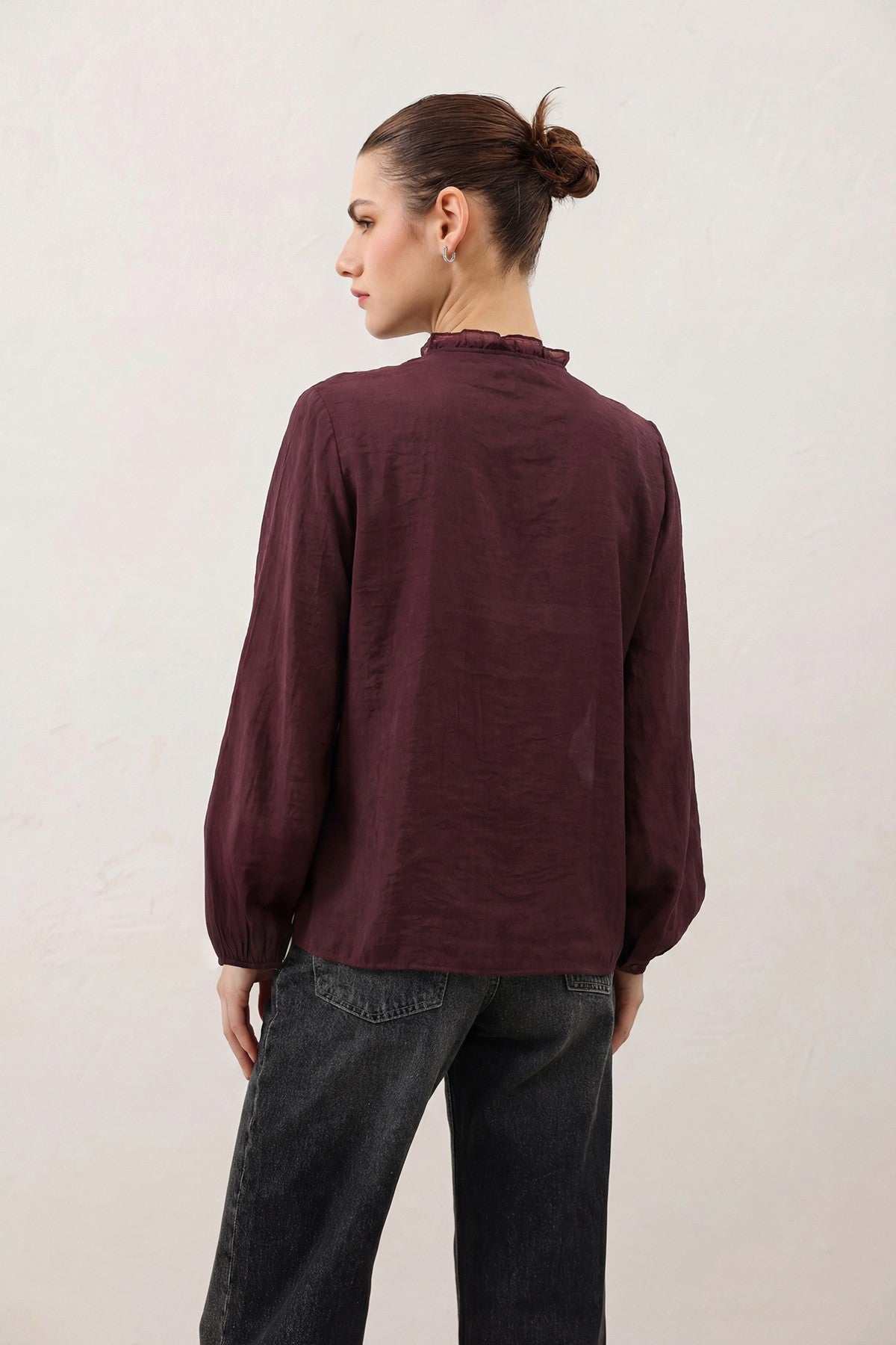 Women's Ruffled Shirt