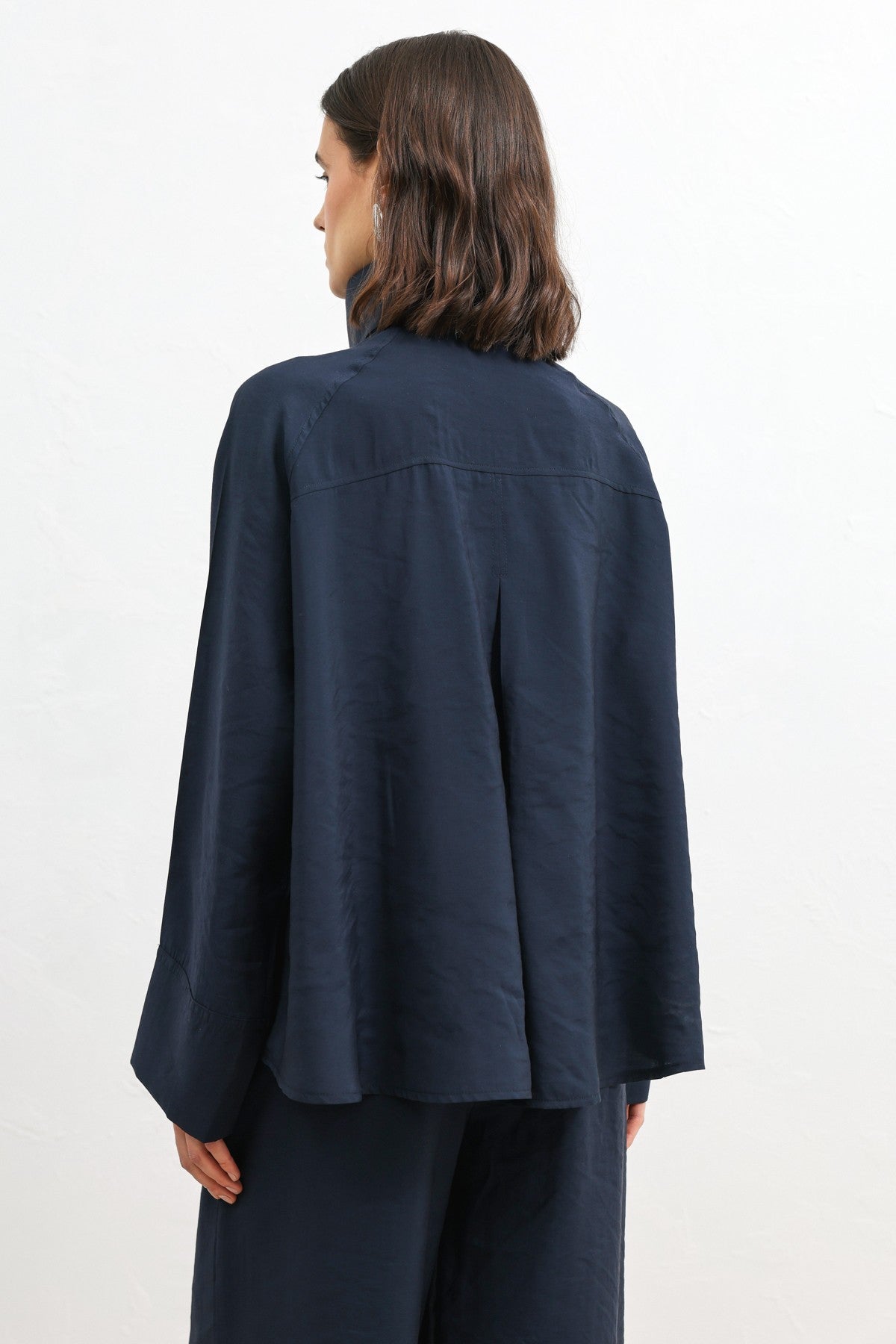 Antioch Women's Shirt with a Stand-Up Collar