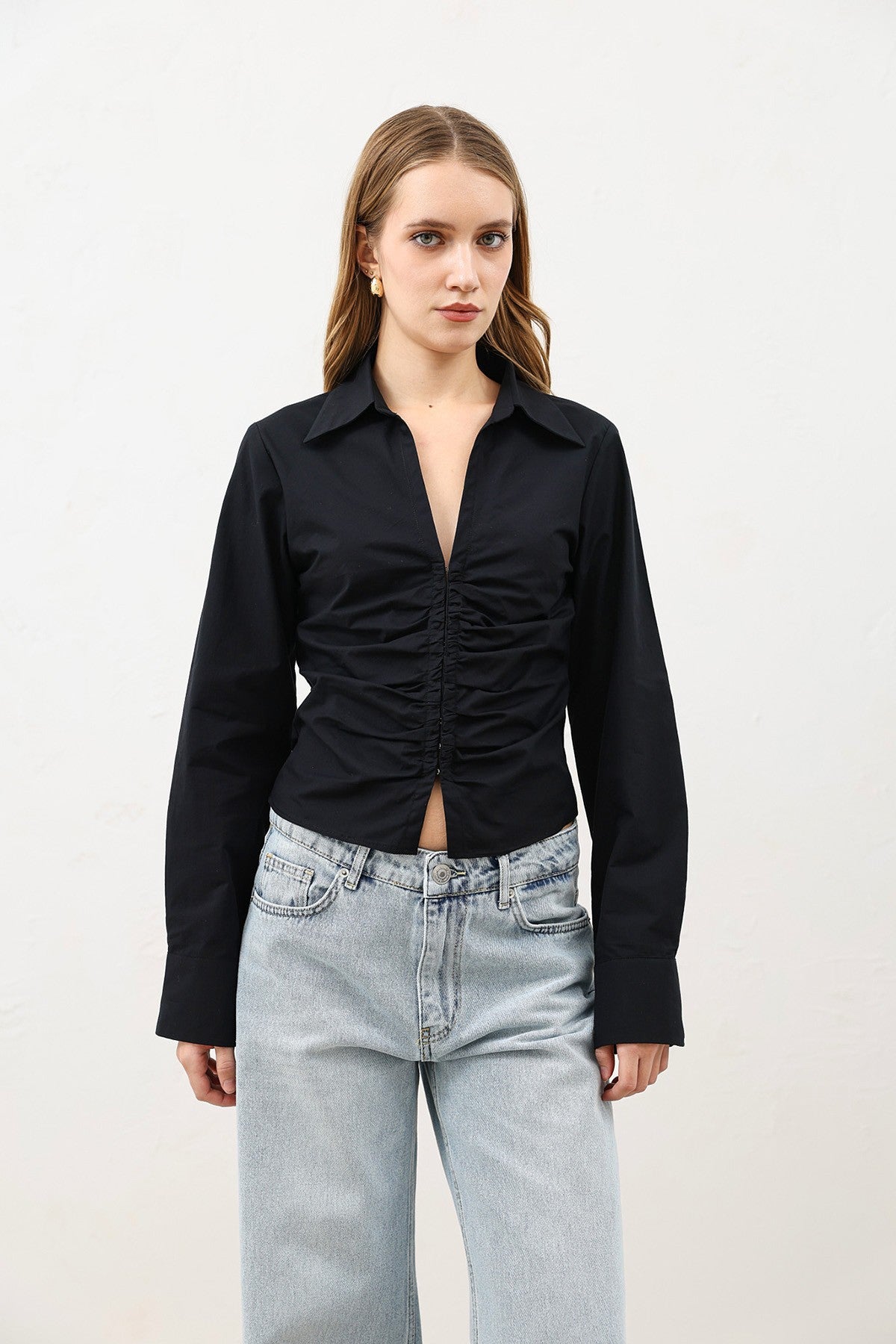 Antioch Gathered Poplin Women's Shirt