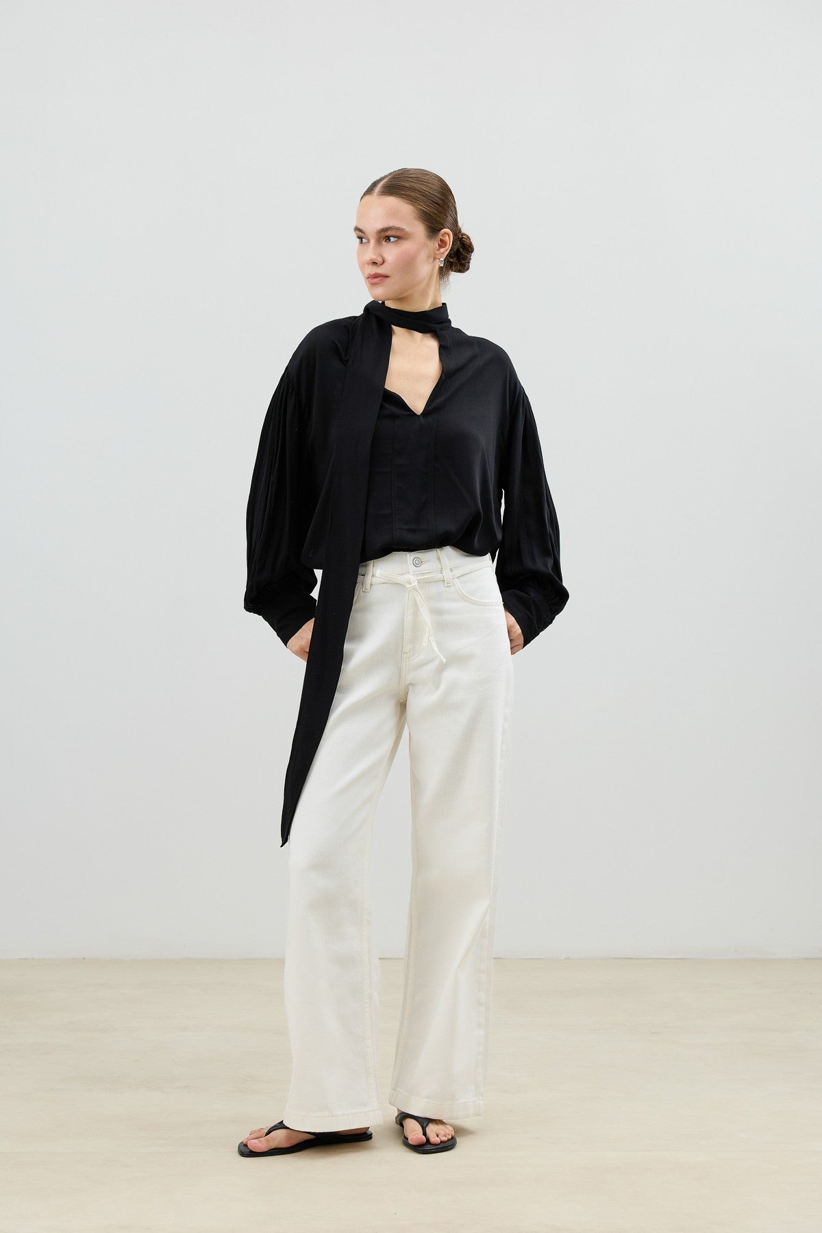 Antioch Bow-Tied Flowy Women's Blouse