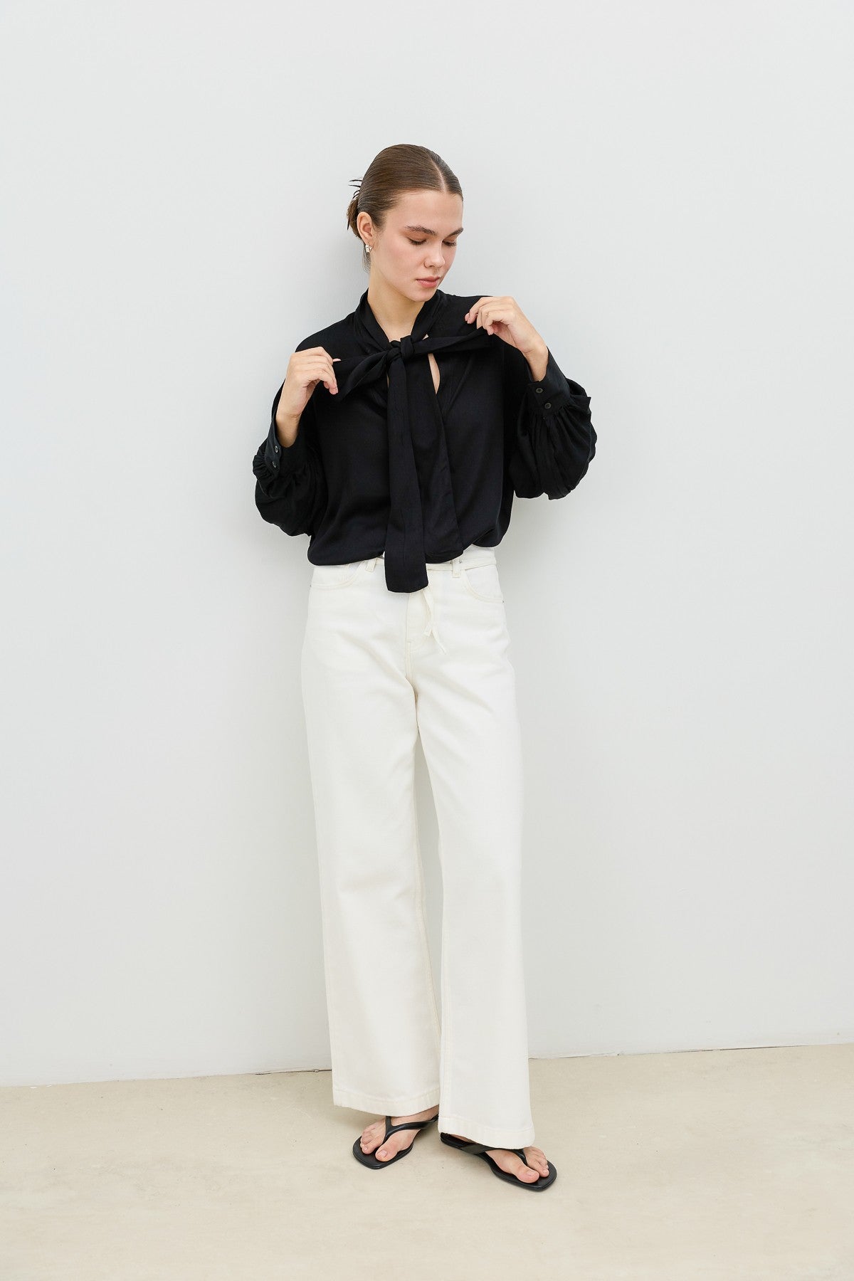 Antioch Bow-Tied Flowy Women's Blouse