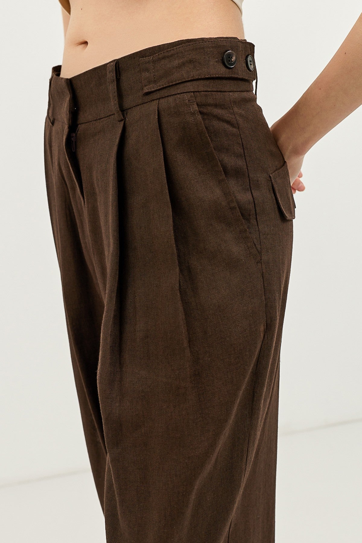 Women's Pleated Pants with Linen Blend