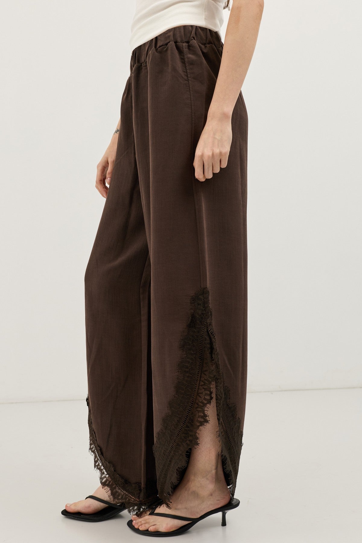 Women's Pants with Lace-Trimmed Cuffs