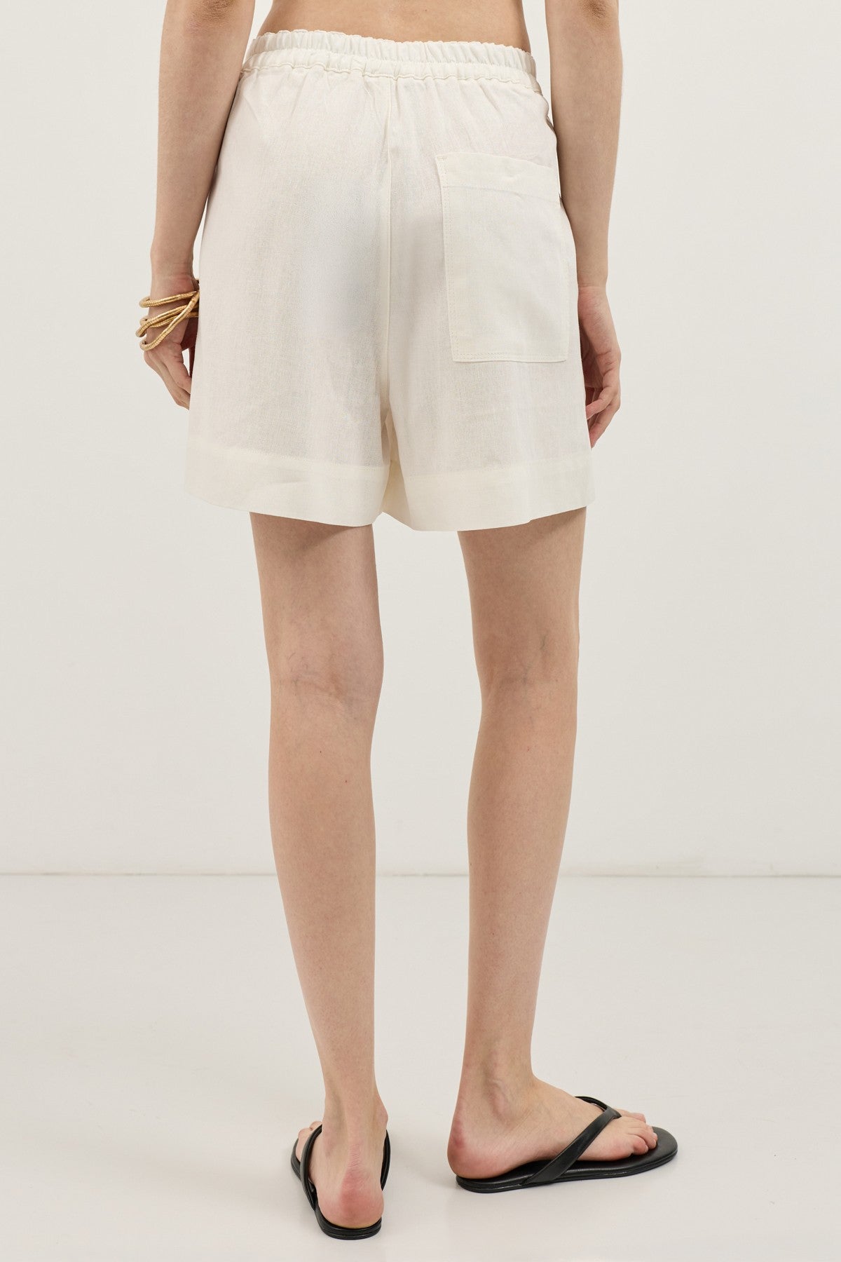 Antioch Women's Linen-Blend Shorts