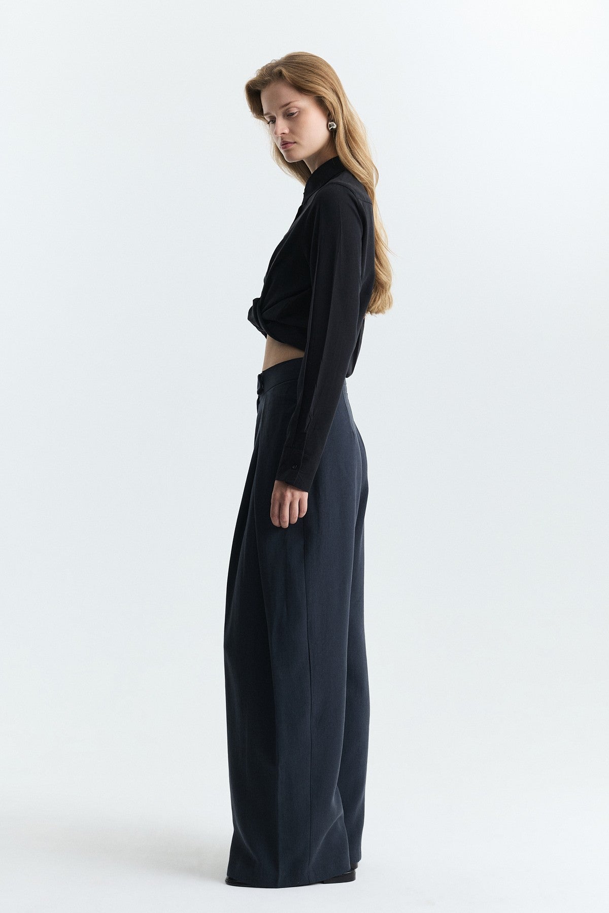 Pleated Wide-Leg Pants