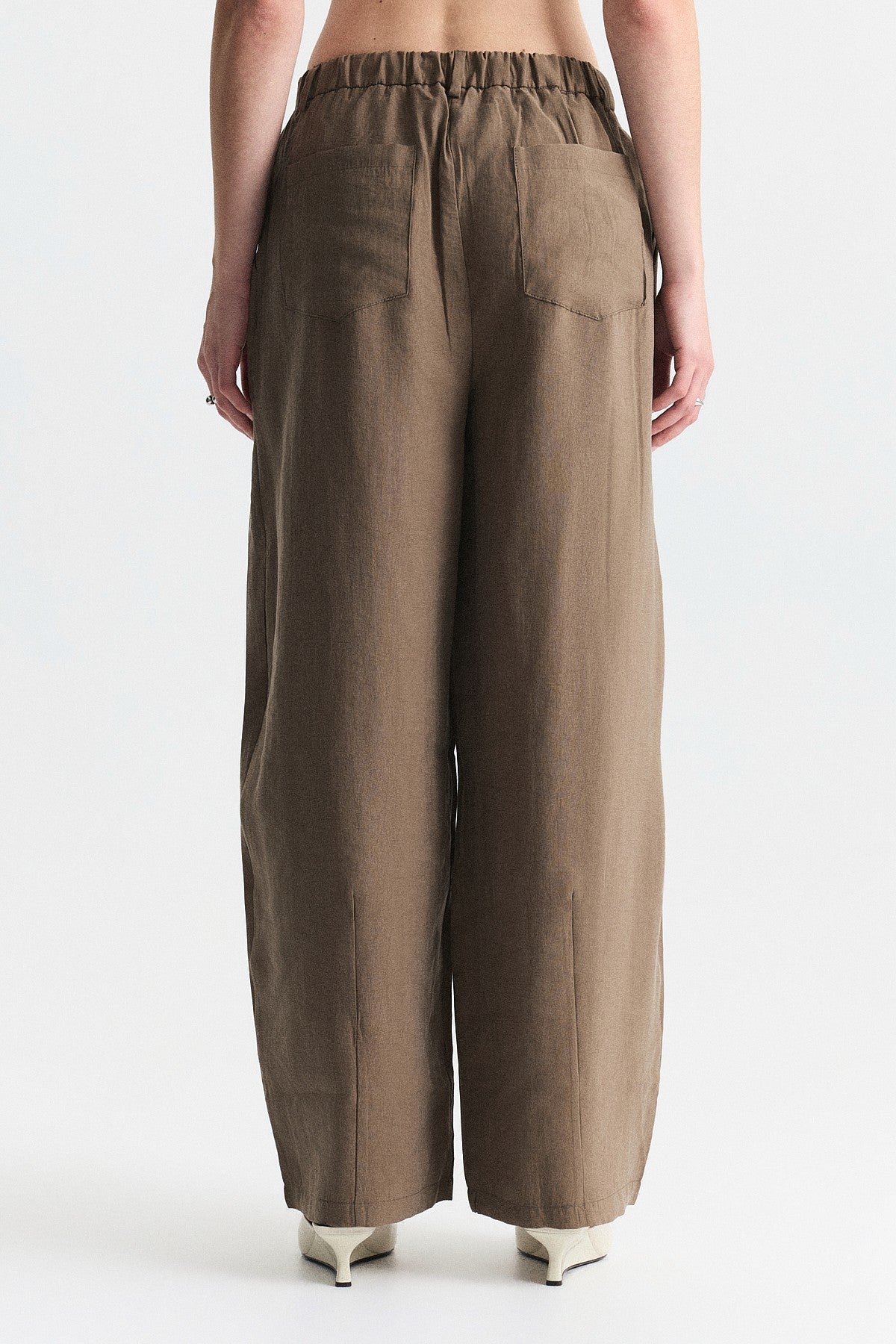 Pleated Barrel Pants