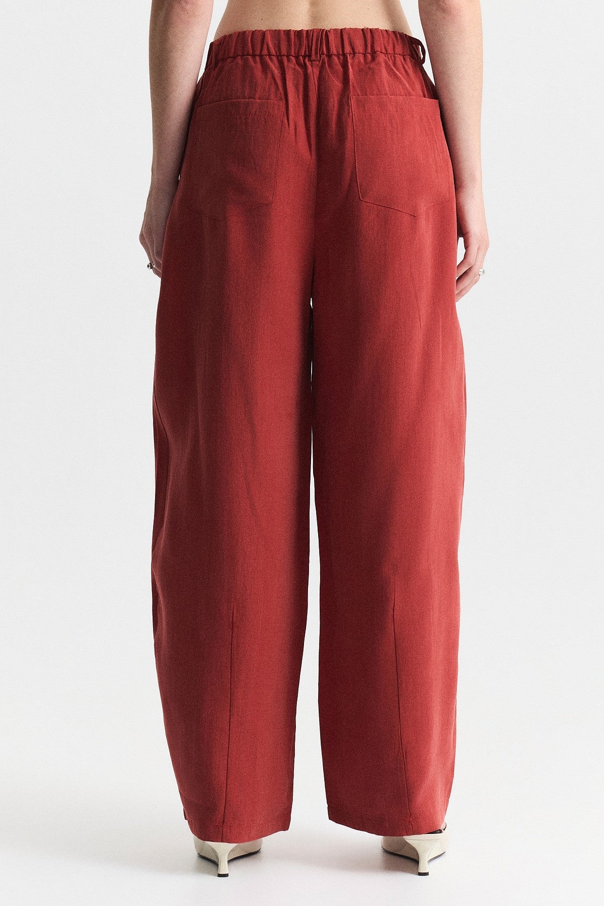 Pleated Barrel Pants