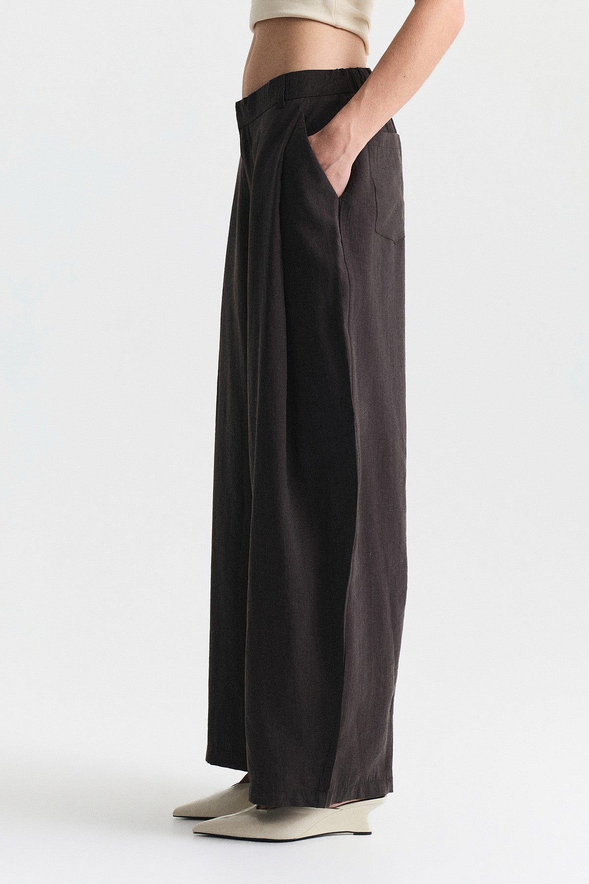 Pleated Barrel Pants