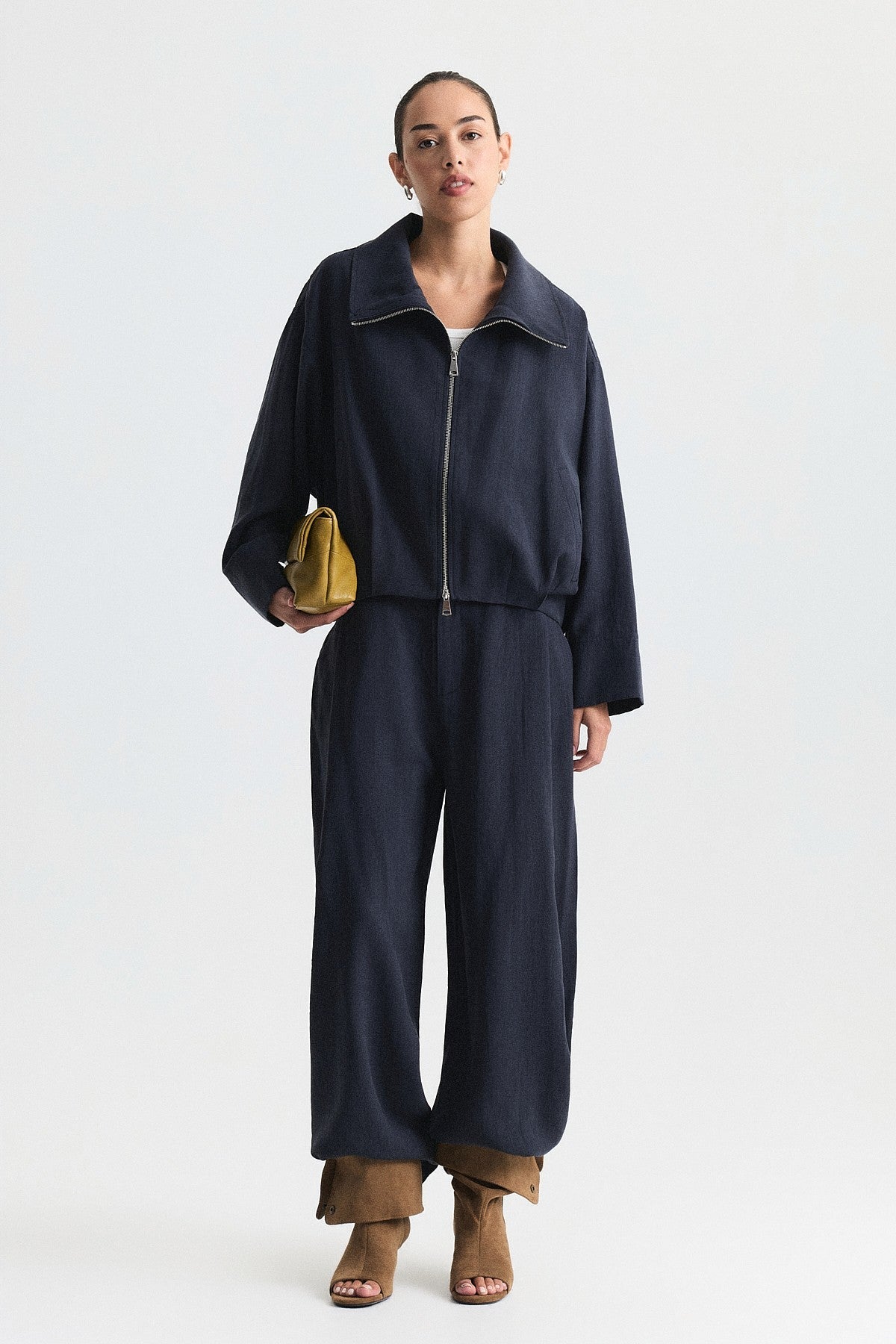 Pleated Barrel Pants