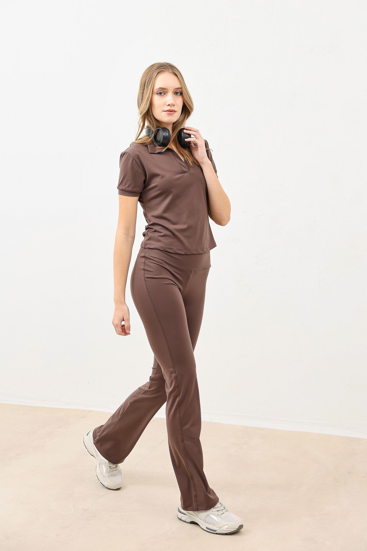 Antioch High-Waisted Women's Flared Leg Leggings