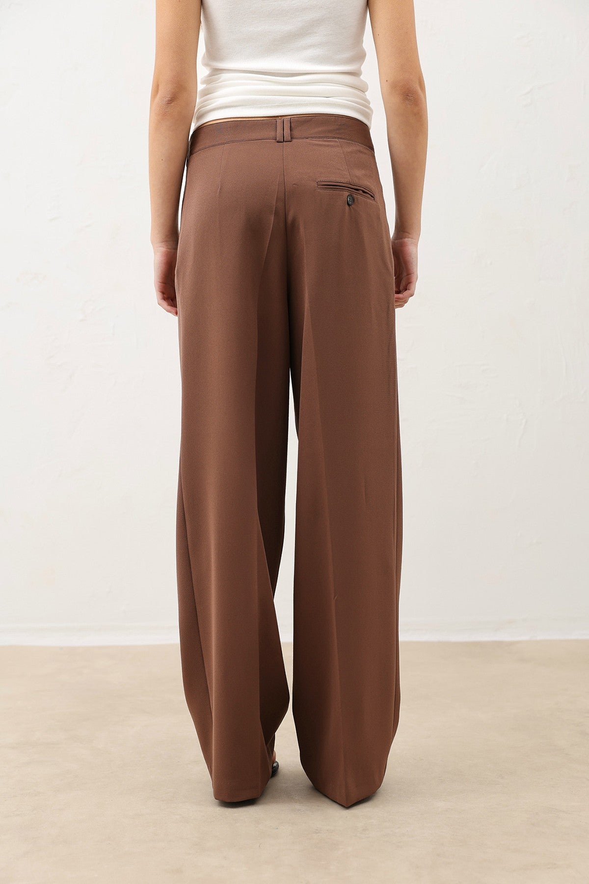Antioch Pens Women's Wide-Leg Pants with Detailed Design