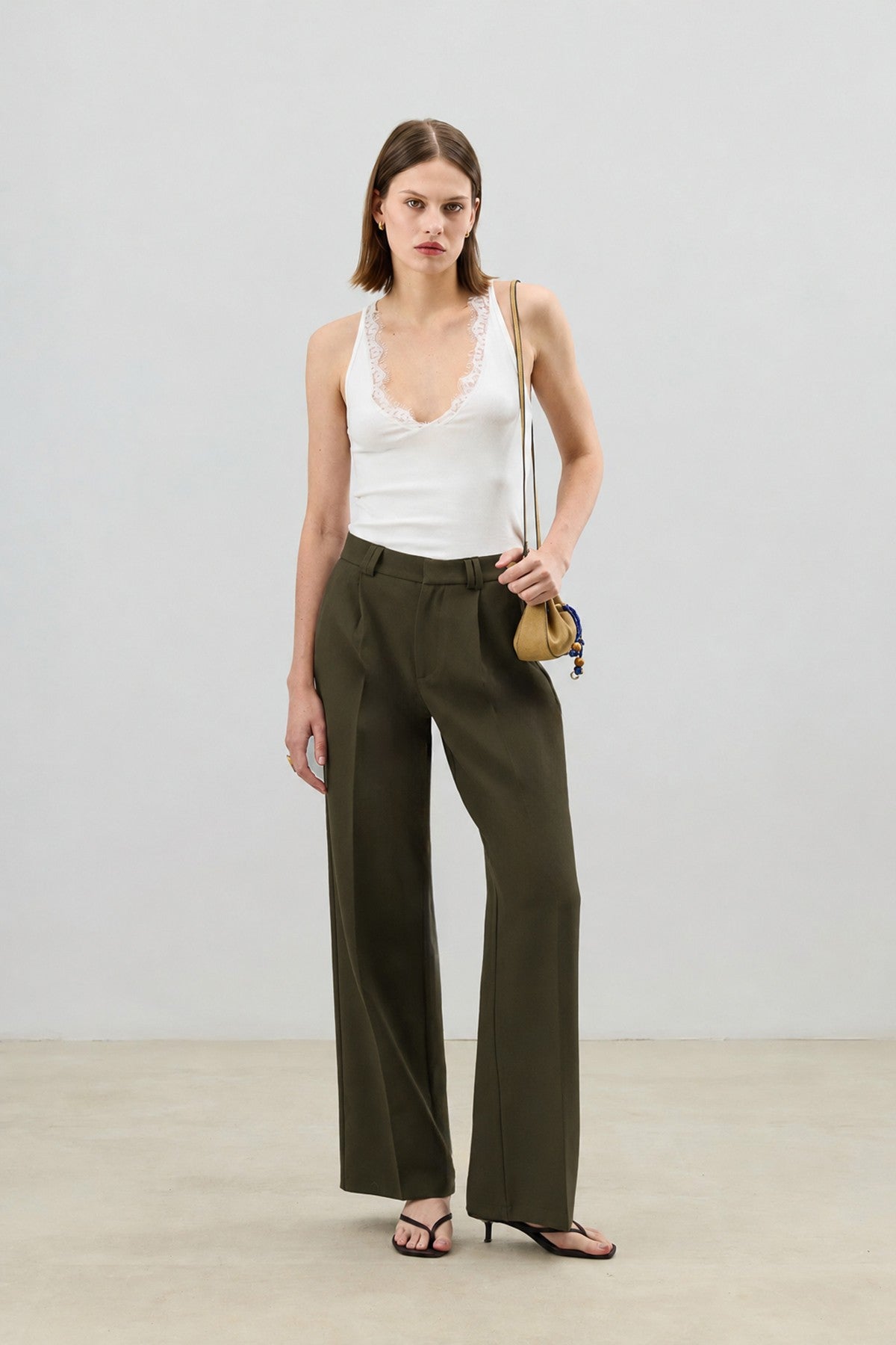 Relax Fit Pleated Women's Pants