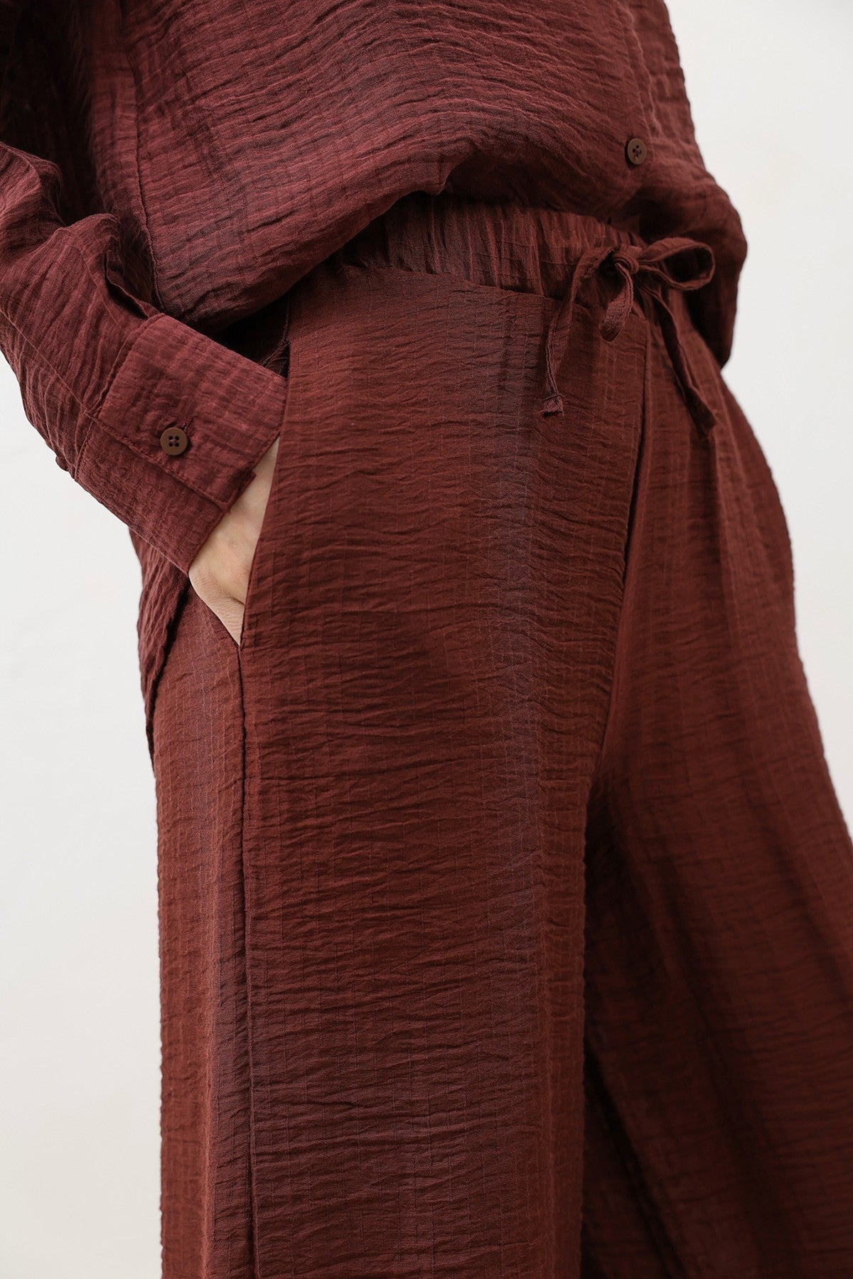 Antioch Adjustable-Leg Flared Women's Pants