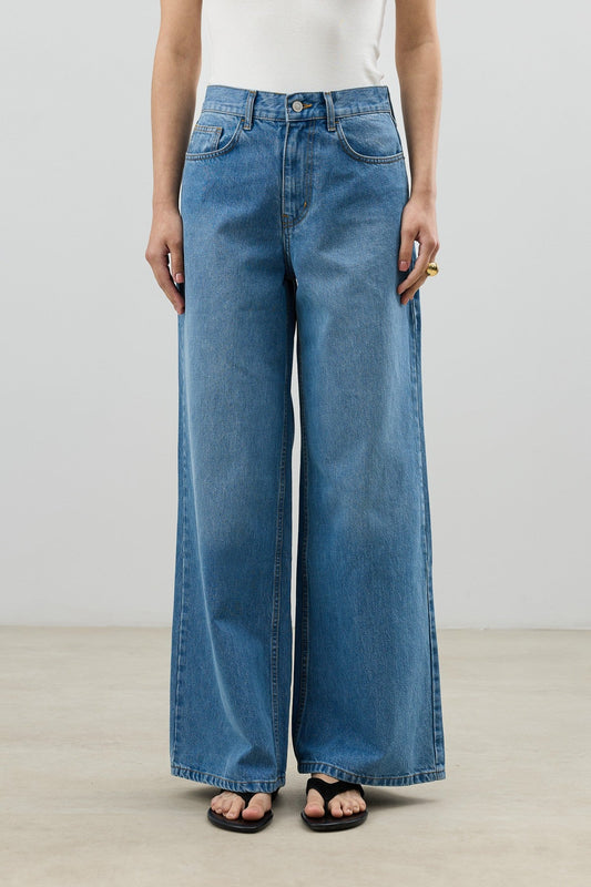 Antioch Women's Wide-Leg Jeans