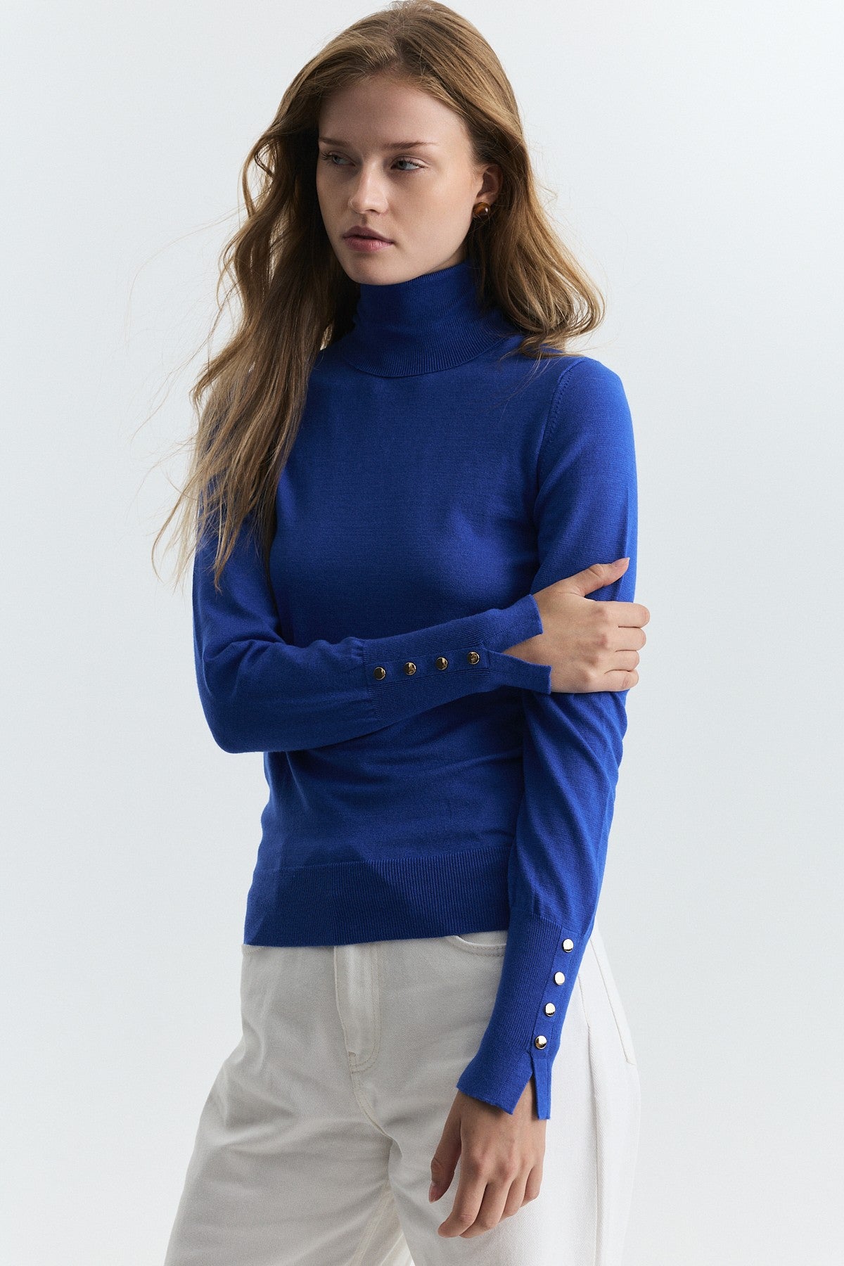 Basic Crew-Neck Sweater